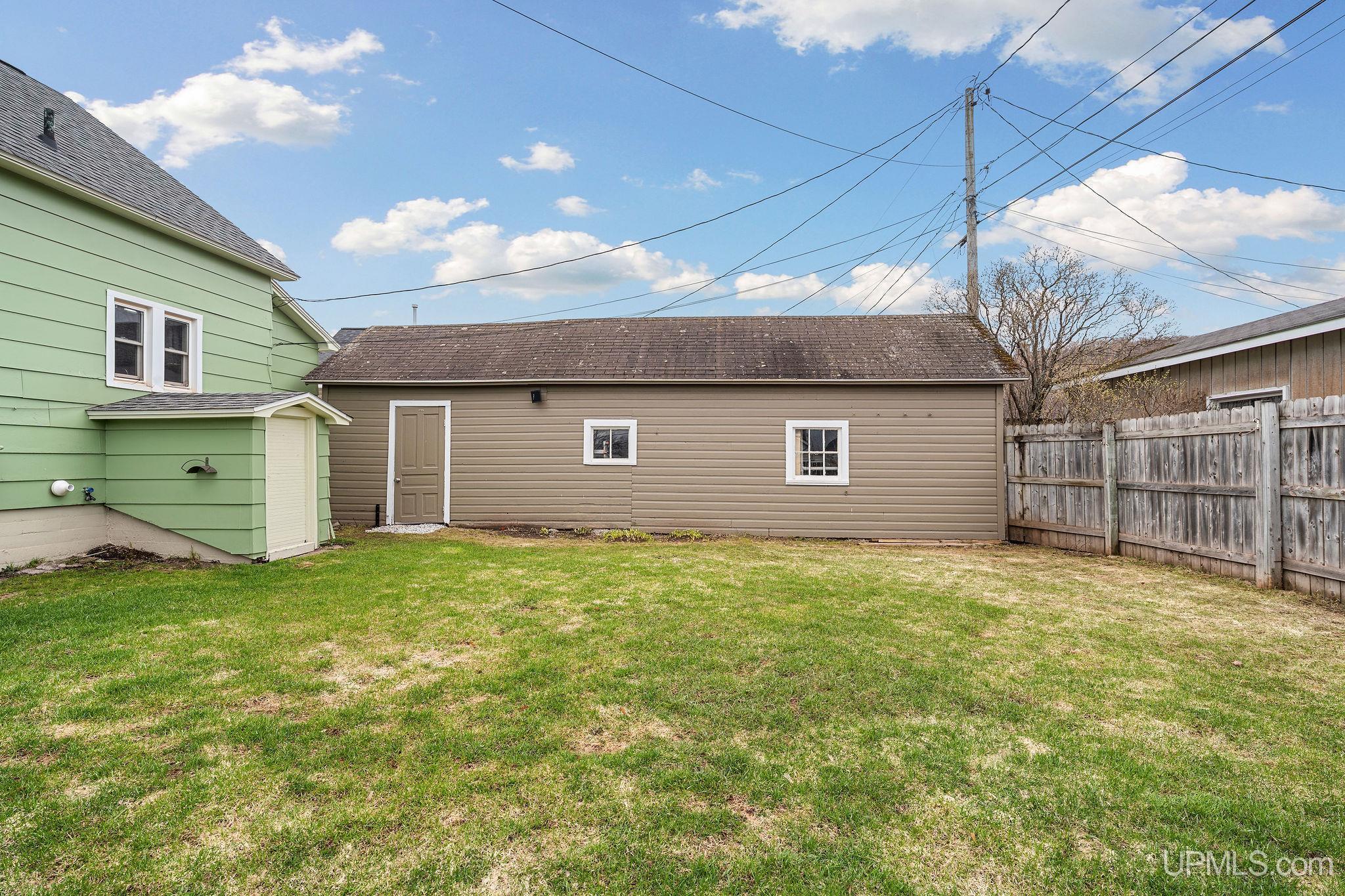414 Peninsula Street, Negaunee, MI, 49866