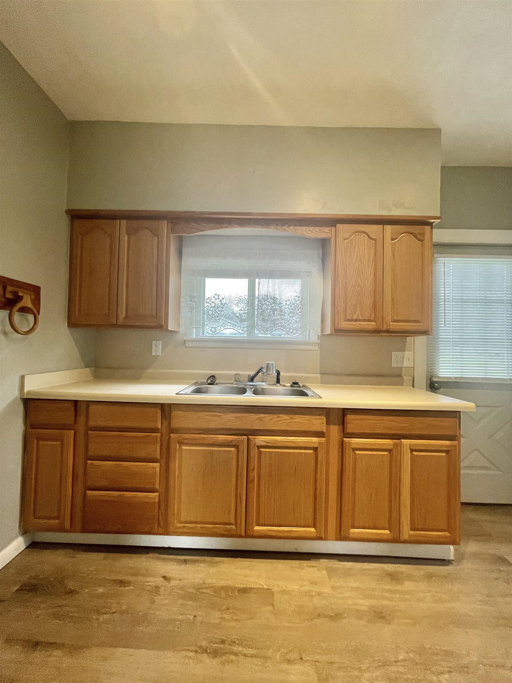 154 S Yates Street, Pewamo, MI, 48873