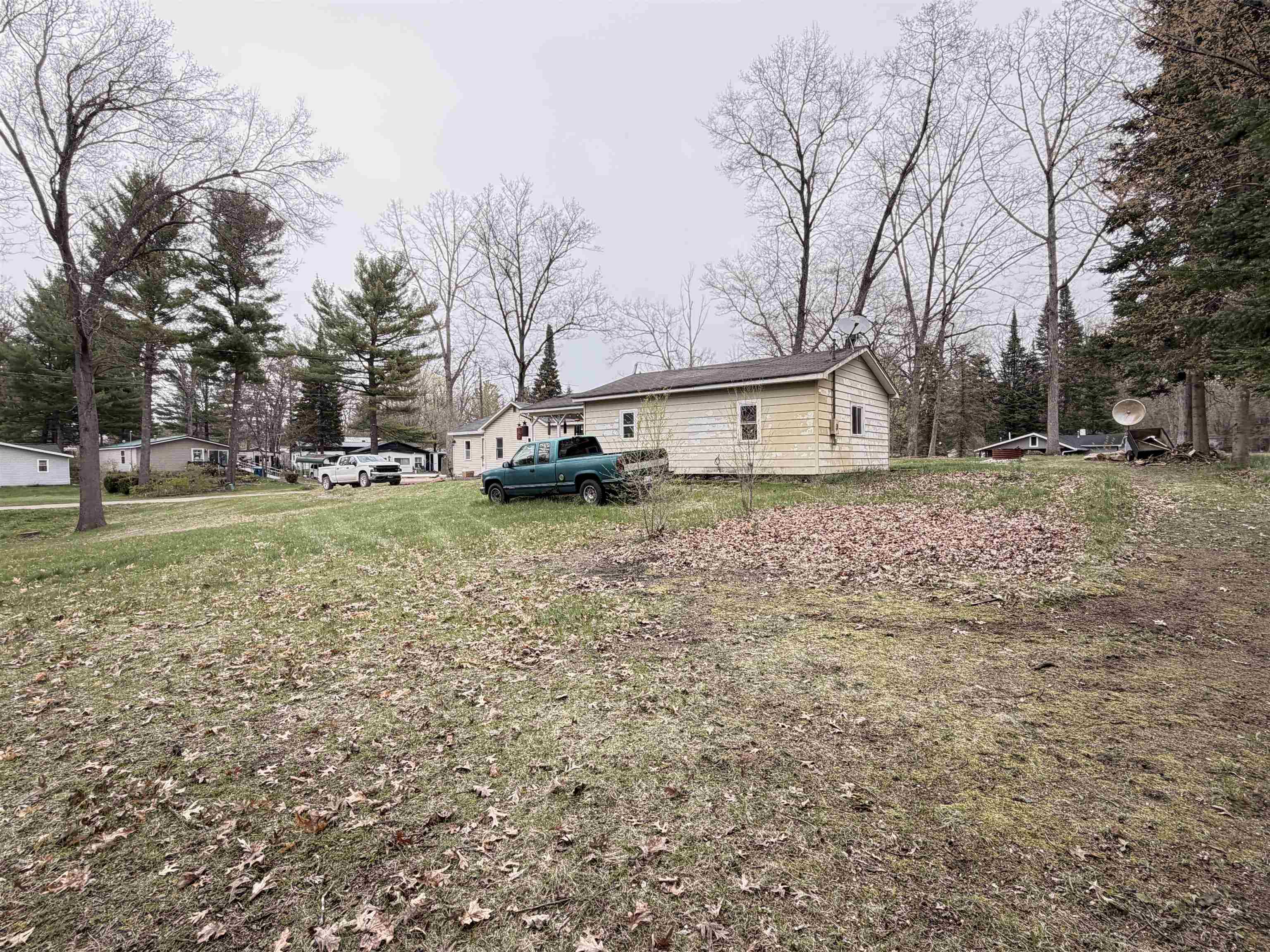 6862 Railroad Road, Harrison, MI, 48625