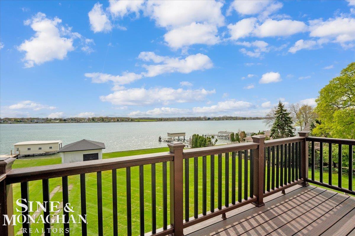 1337 Oakland Avenue, Saint Clair, MI, 48079