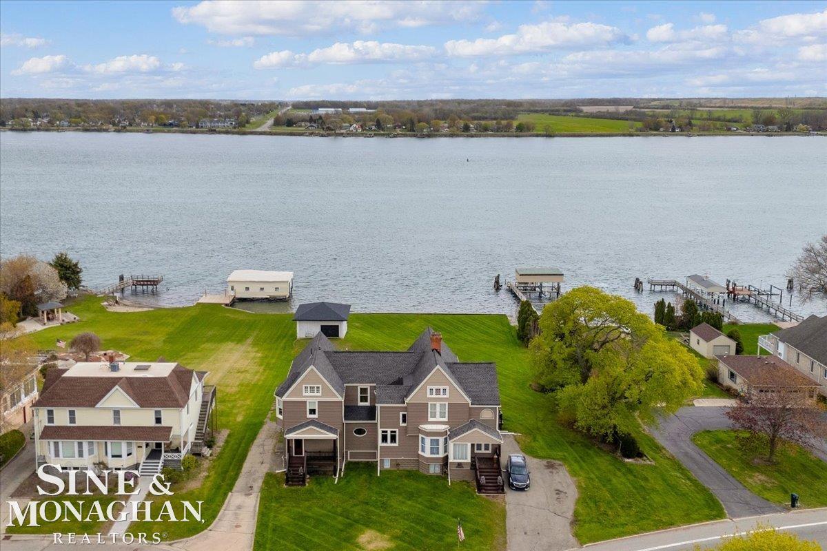 1337 Oakland Avenue, Saint Clair, MI, 48079