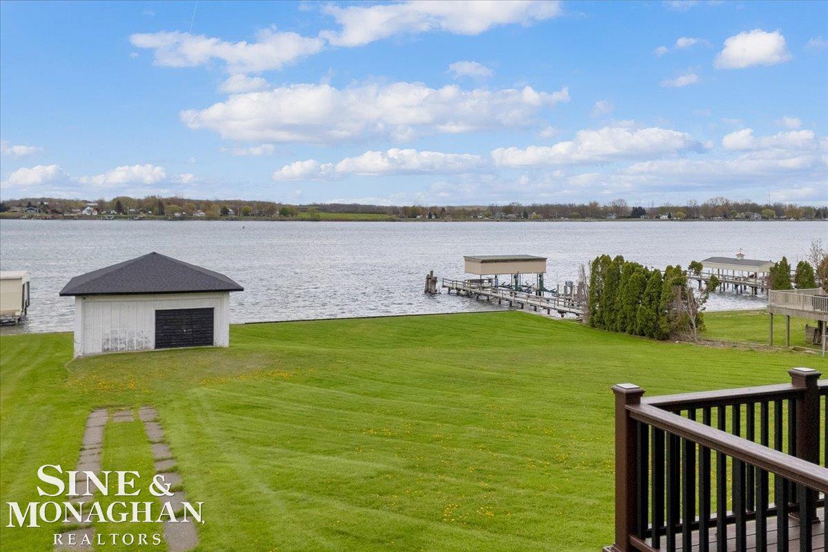 1337 Oakland Avenue, Saint Clair, MI, 48079