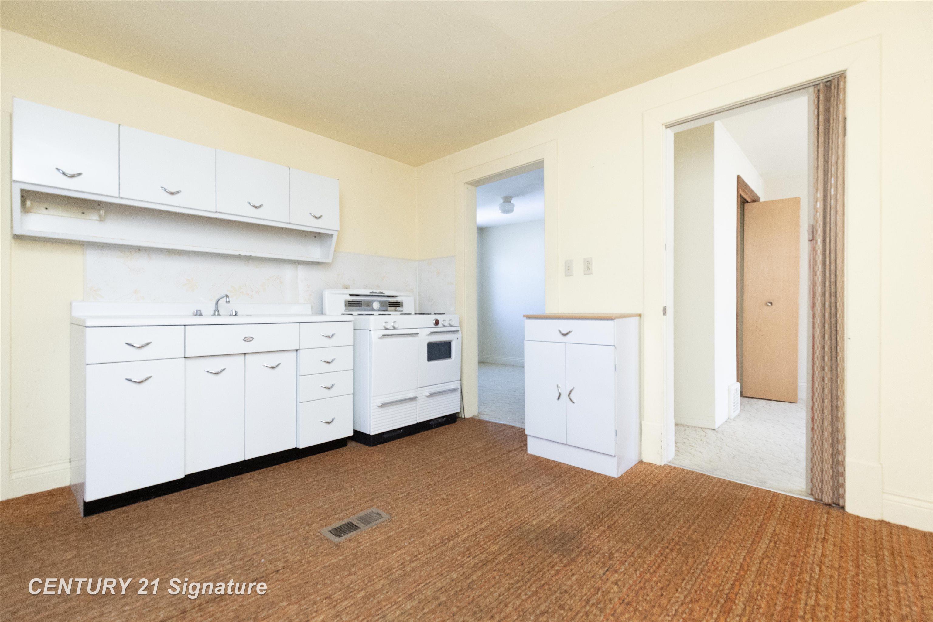 706 S Lincoln Street, Bay City, MI, 48708