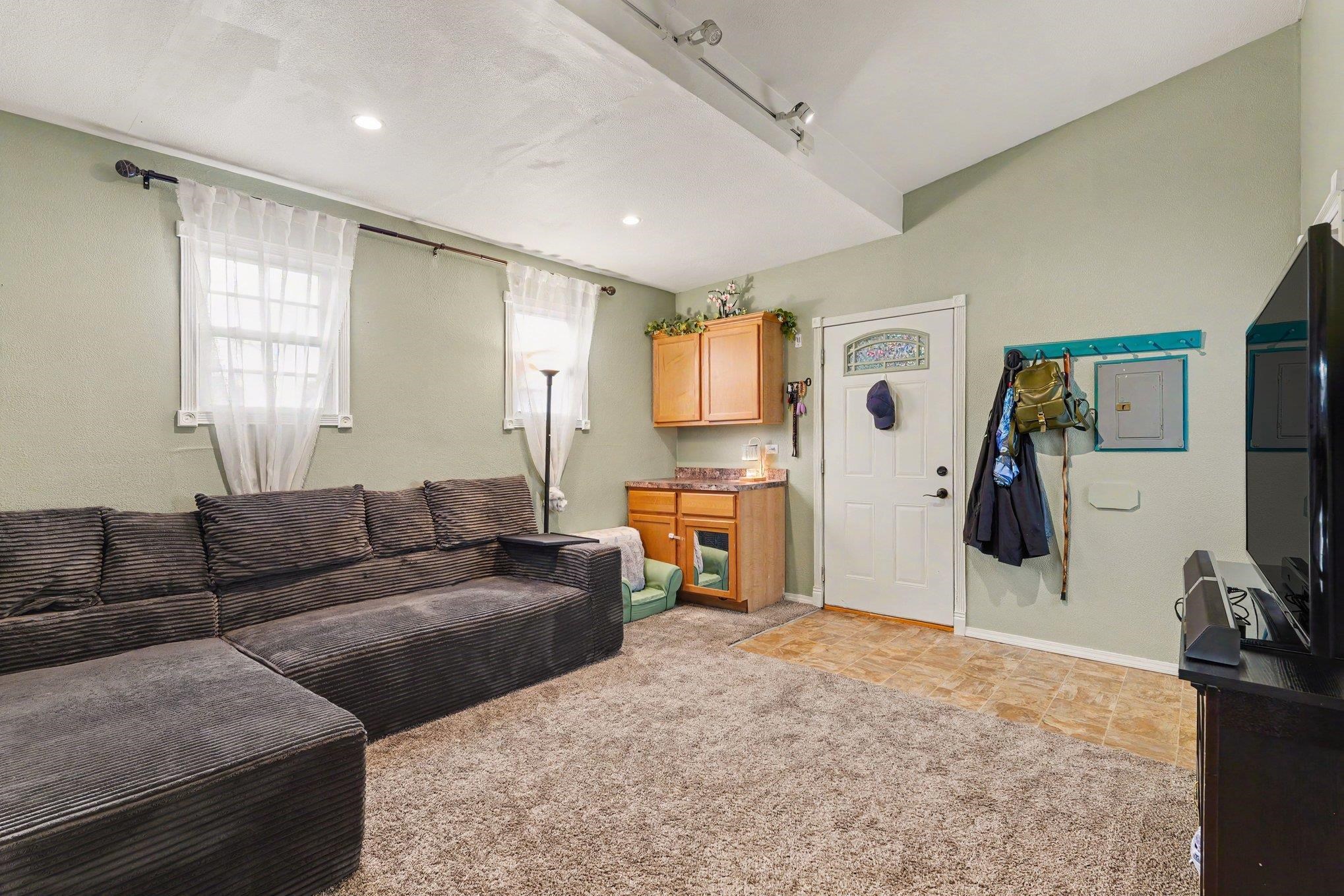 515 S Mountain Street, Bay City, MI, 48706