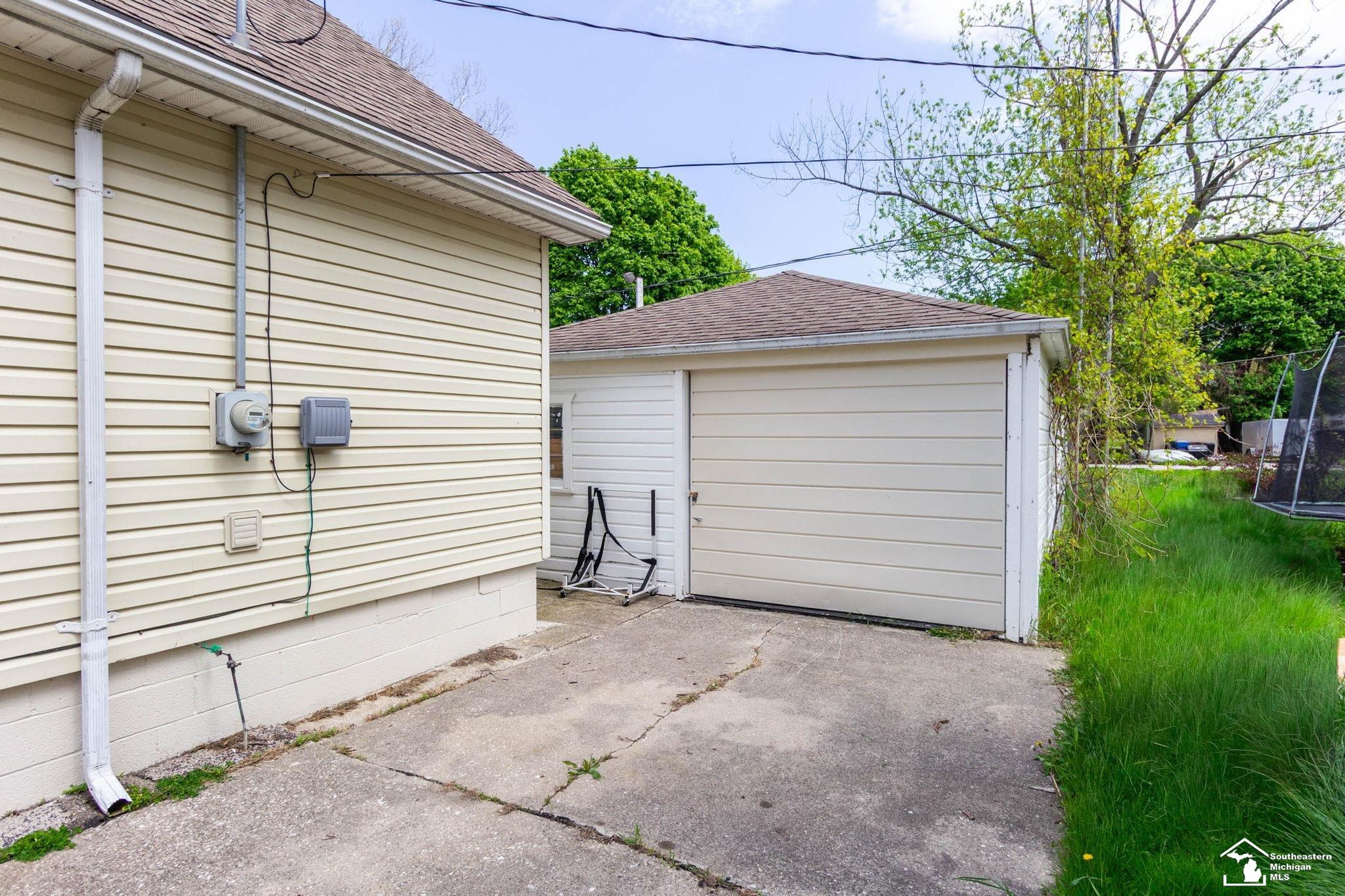 4124 4th Street, Newport, MI, 48166