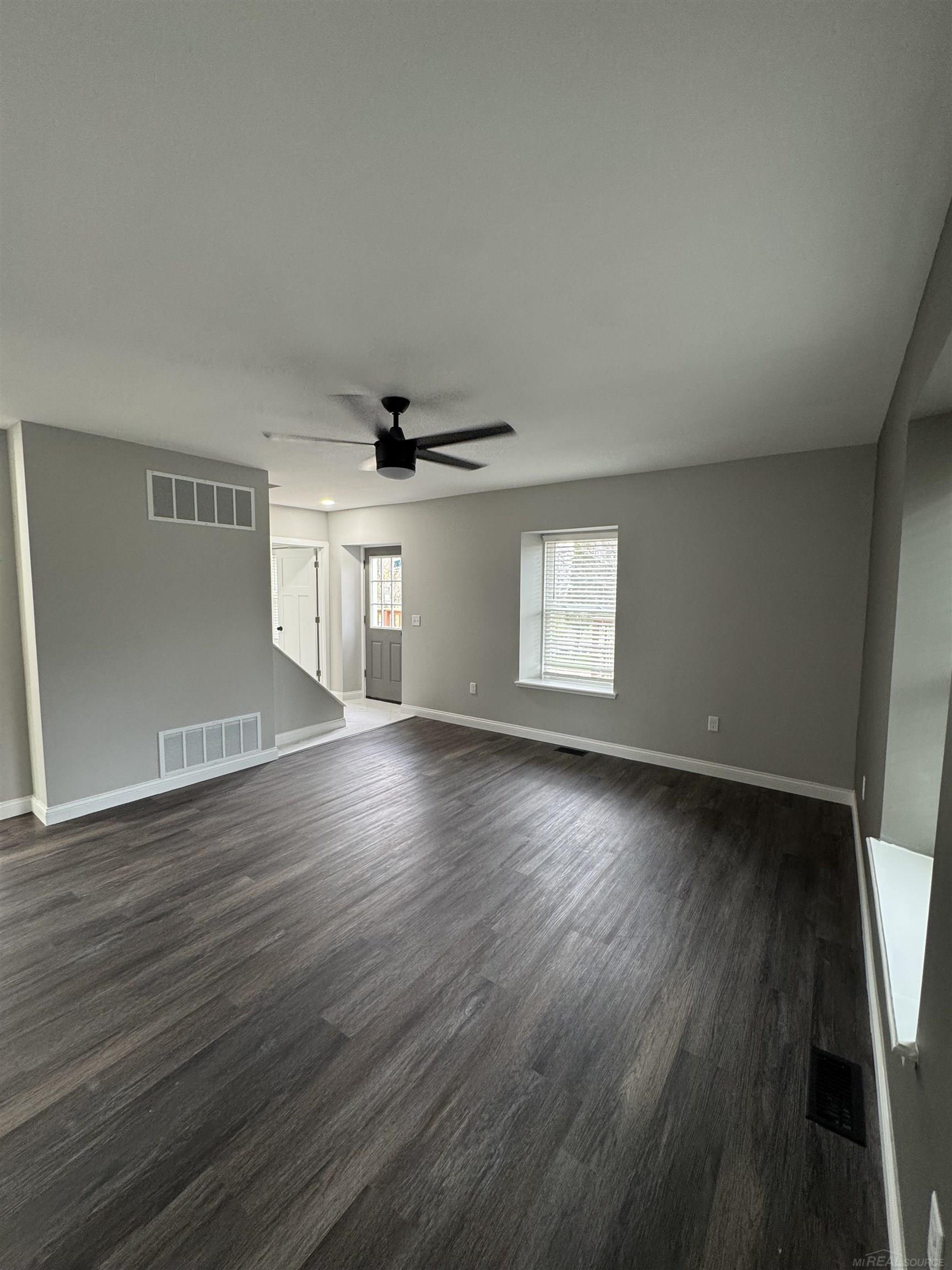 5660 Mill Street, Peck, MI, 48466