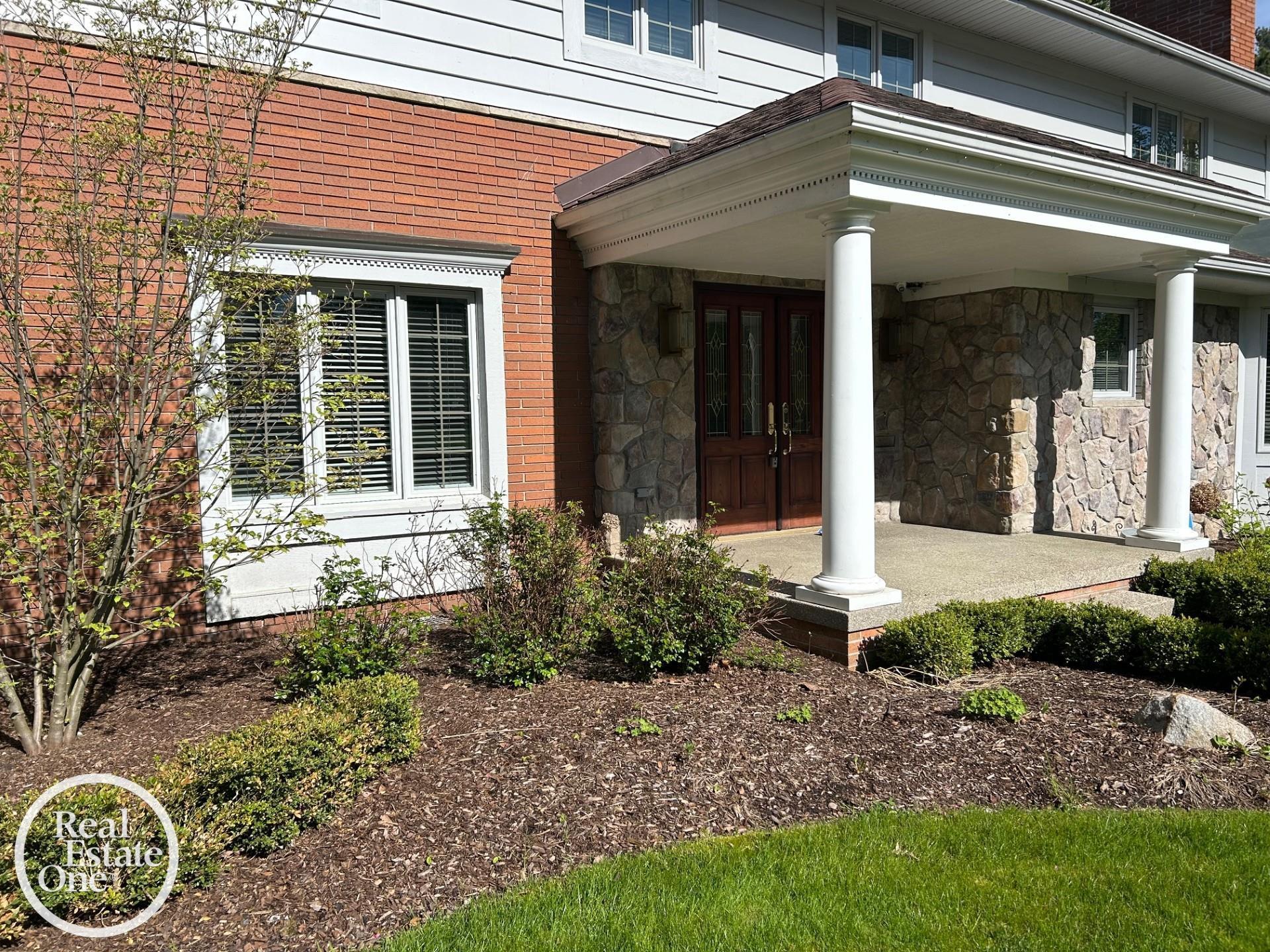 Homes for sale in Village Of Grosse Pointe Shores City Wayne, MI | 535 Ballantyne Rd, Village Of Grosse Pointe Shores City Wayne, MI 48236 | MLS# 58050206291