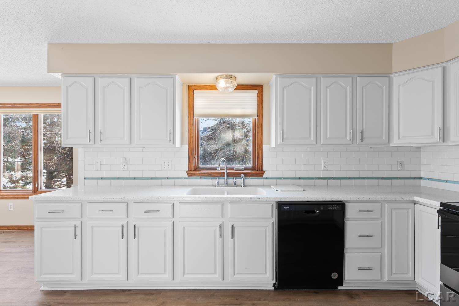 12301 Lakeshore Drive, La Salle, MI, 48145