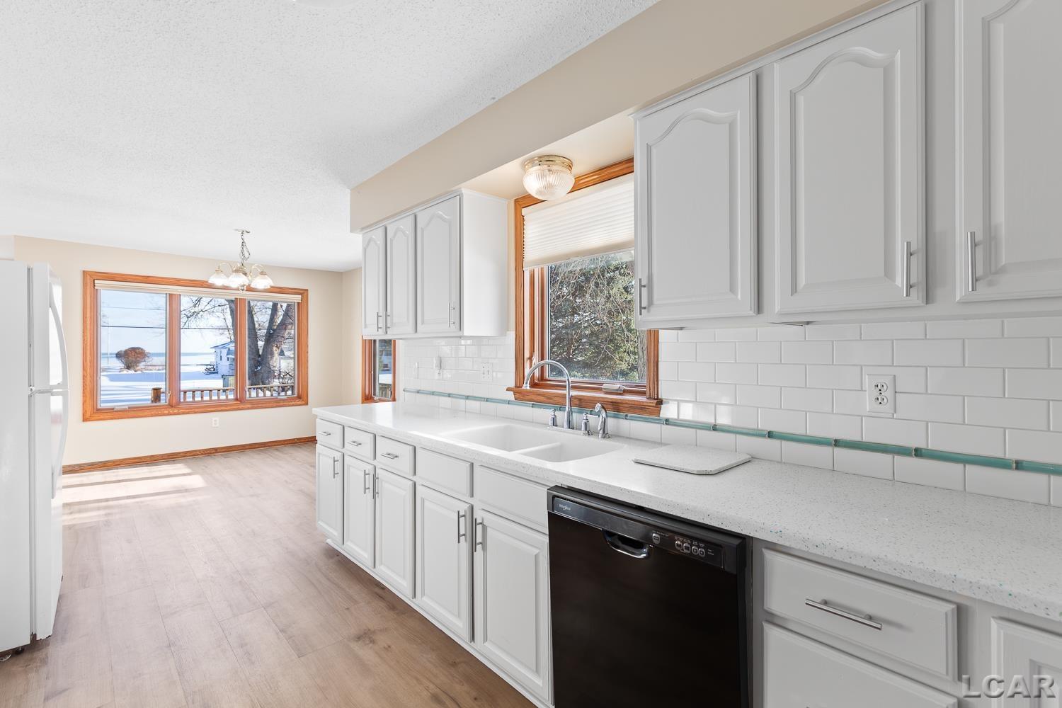 12301 Lakeshore Drive, La Salle, MI, 48145