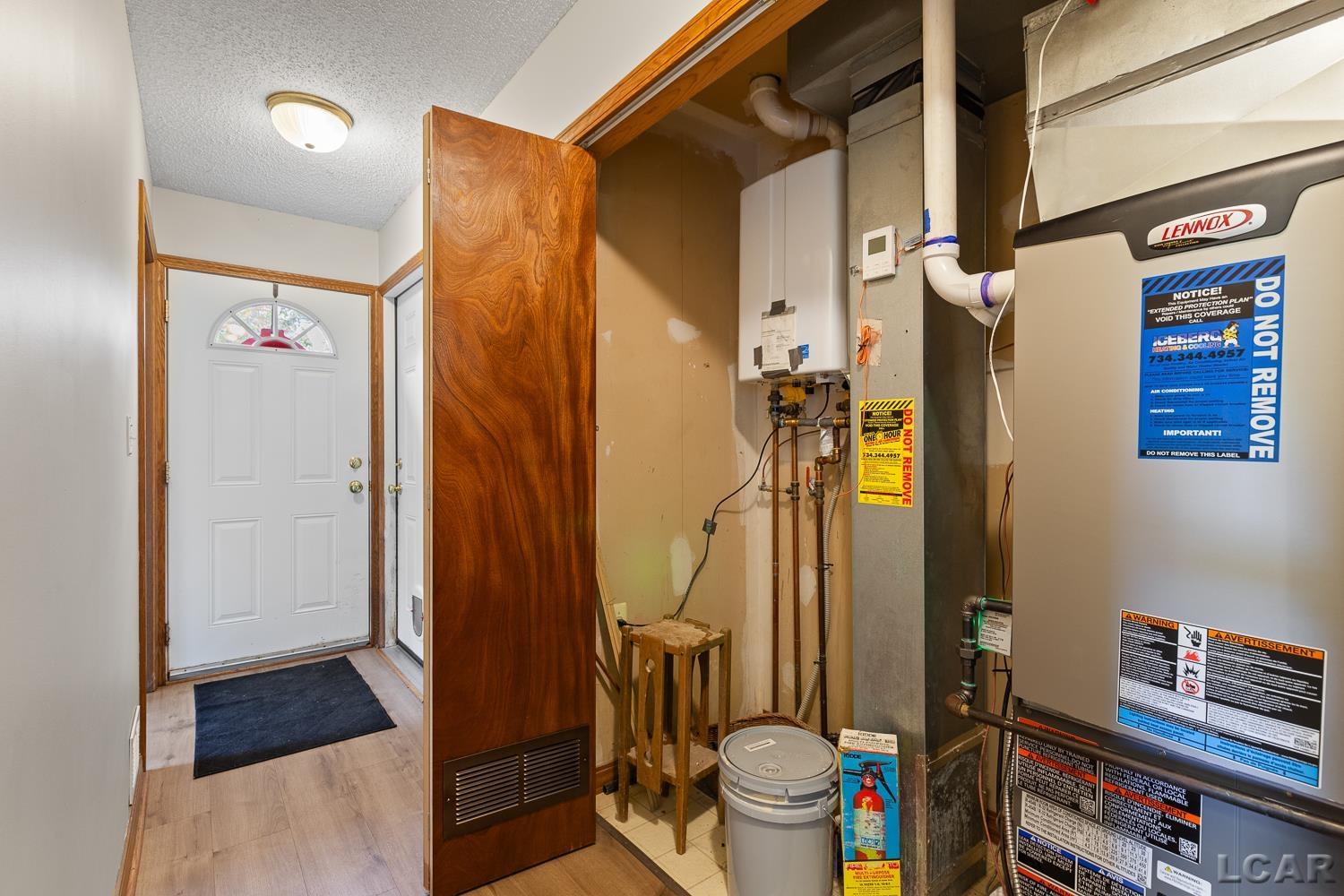 12301 Lakeshore Drive, La Salle, MI, 48145
