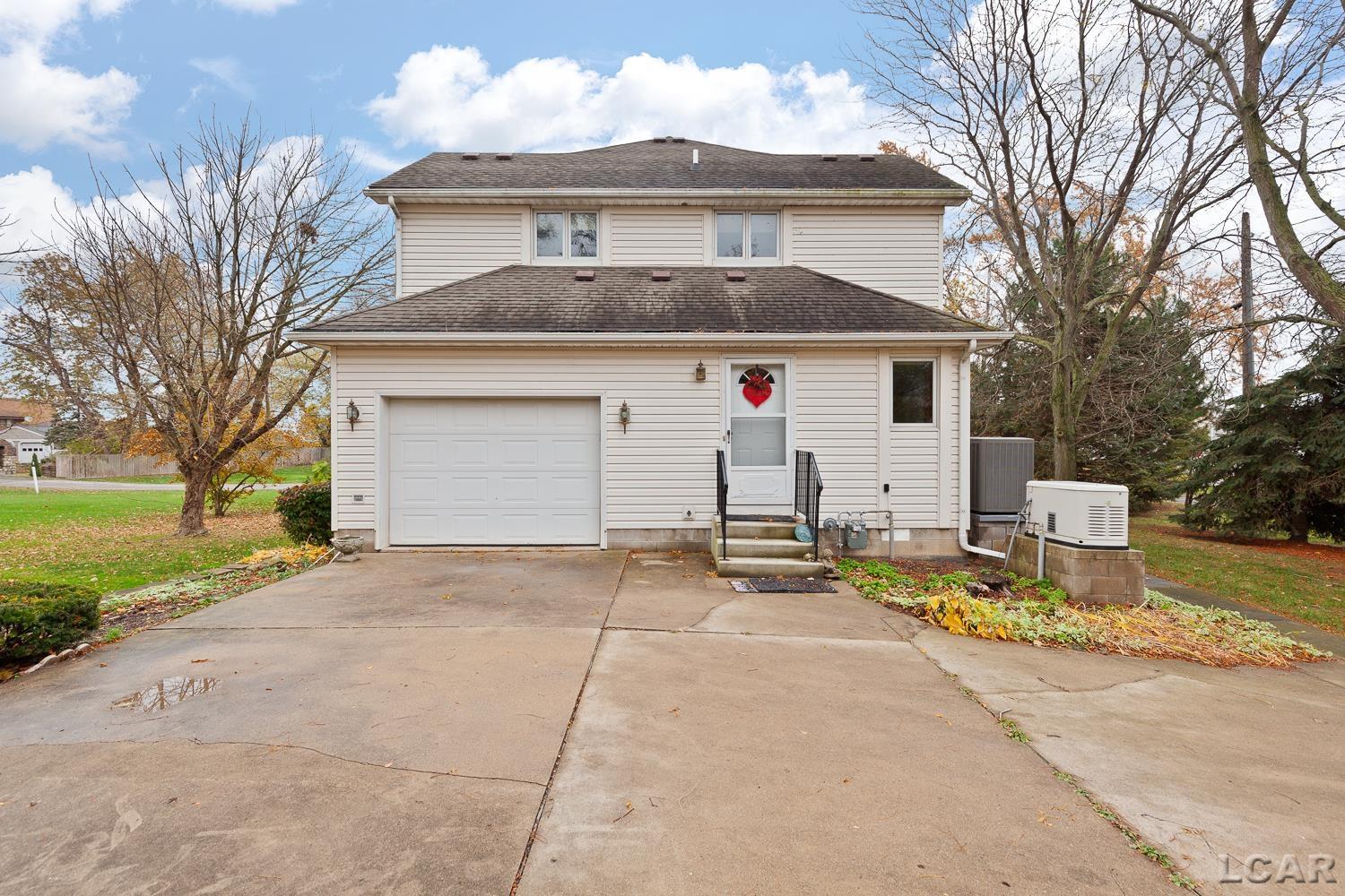 12301 Lakeshore Drive, La Salle, MI, 48145