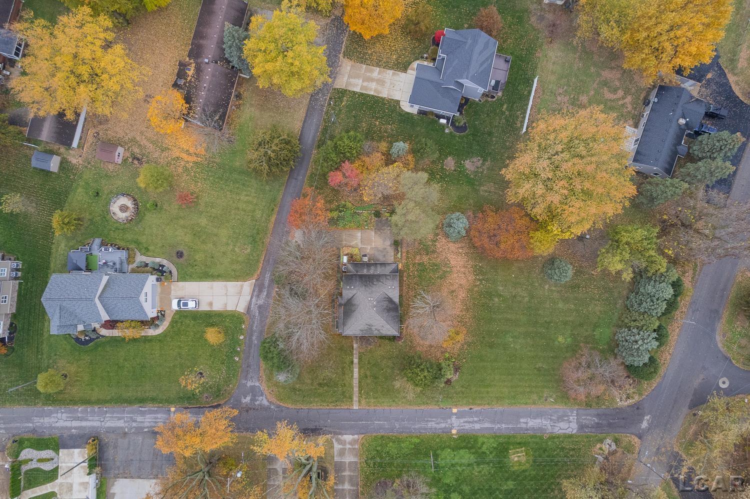 12301 Lakeshore Drive, La Salle, MI, 48145