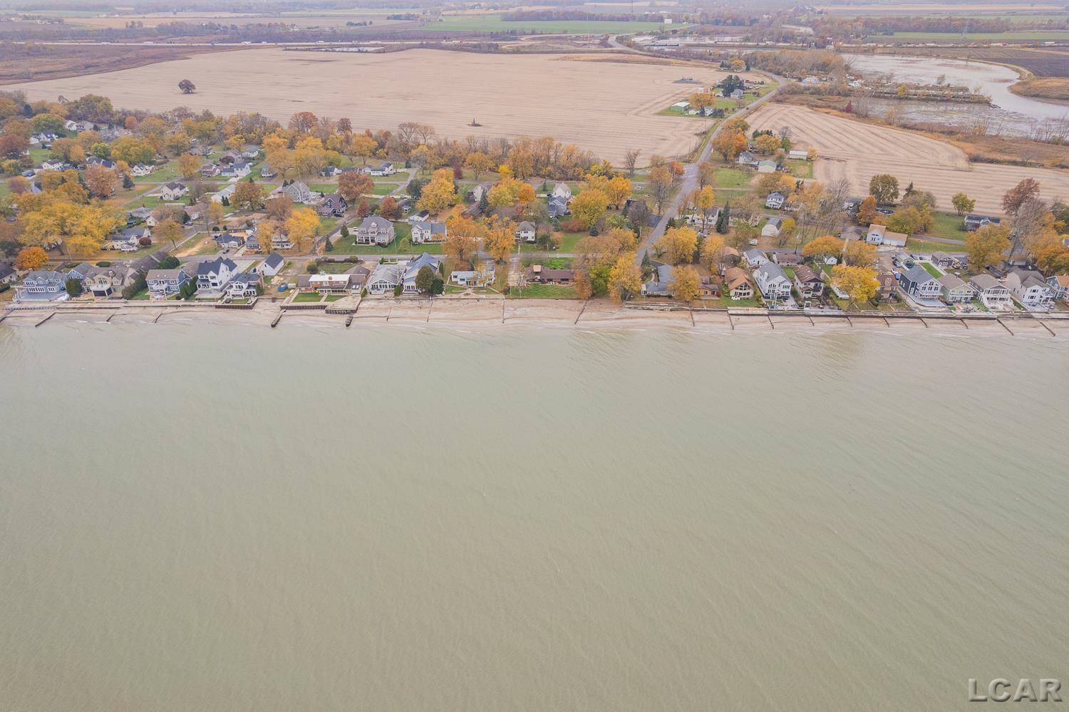 12301 Lakeshore Drive, La Salle, MI, 48145