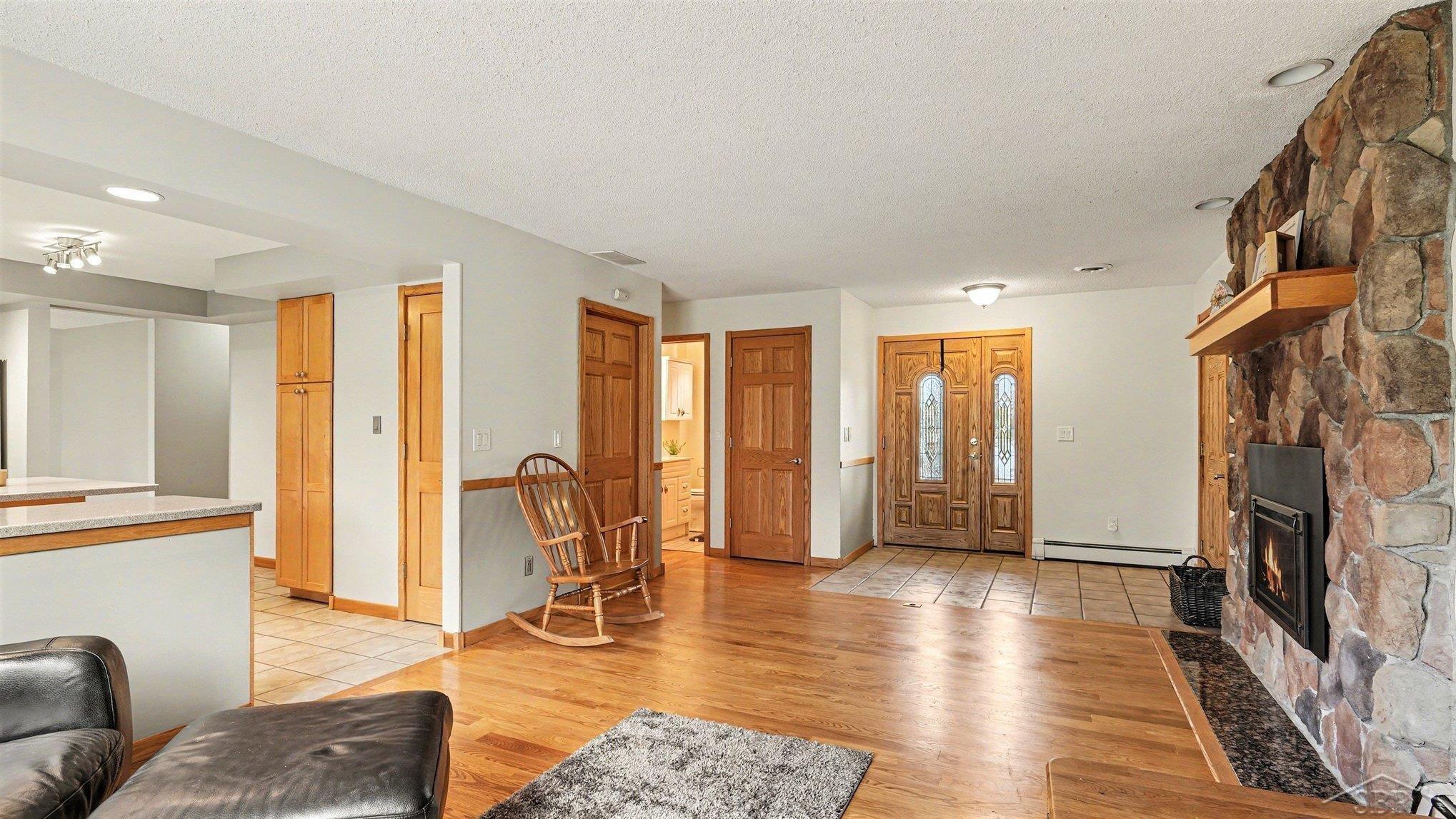 3323 Lakeside Drive, Sanford, MI, 48657