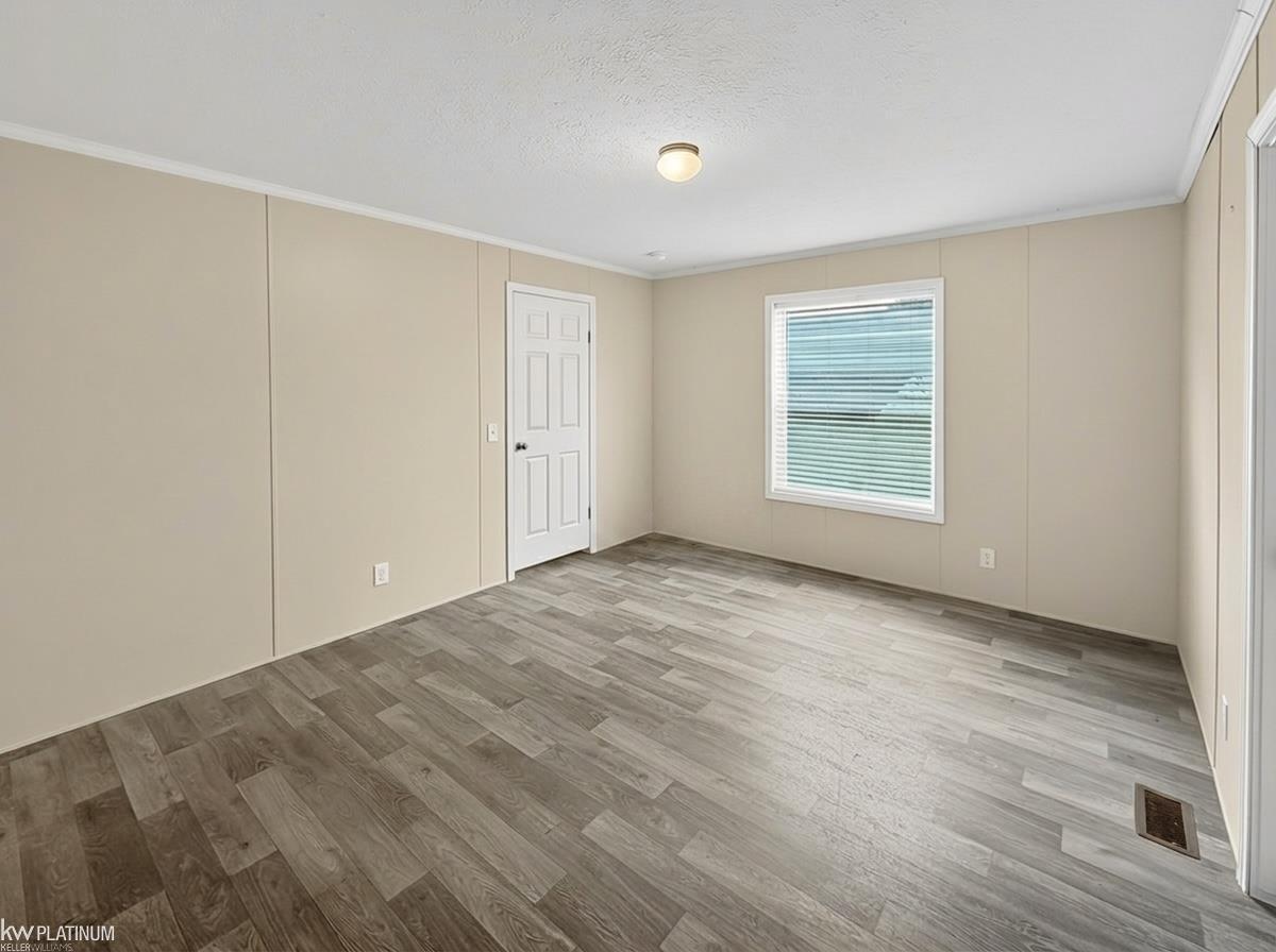 15995 Villaire Avenue, Clinton Township, MI, 48038