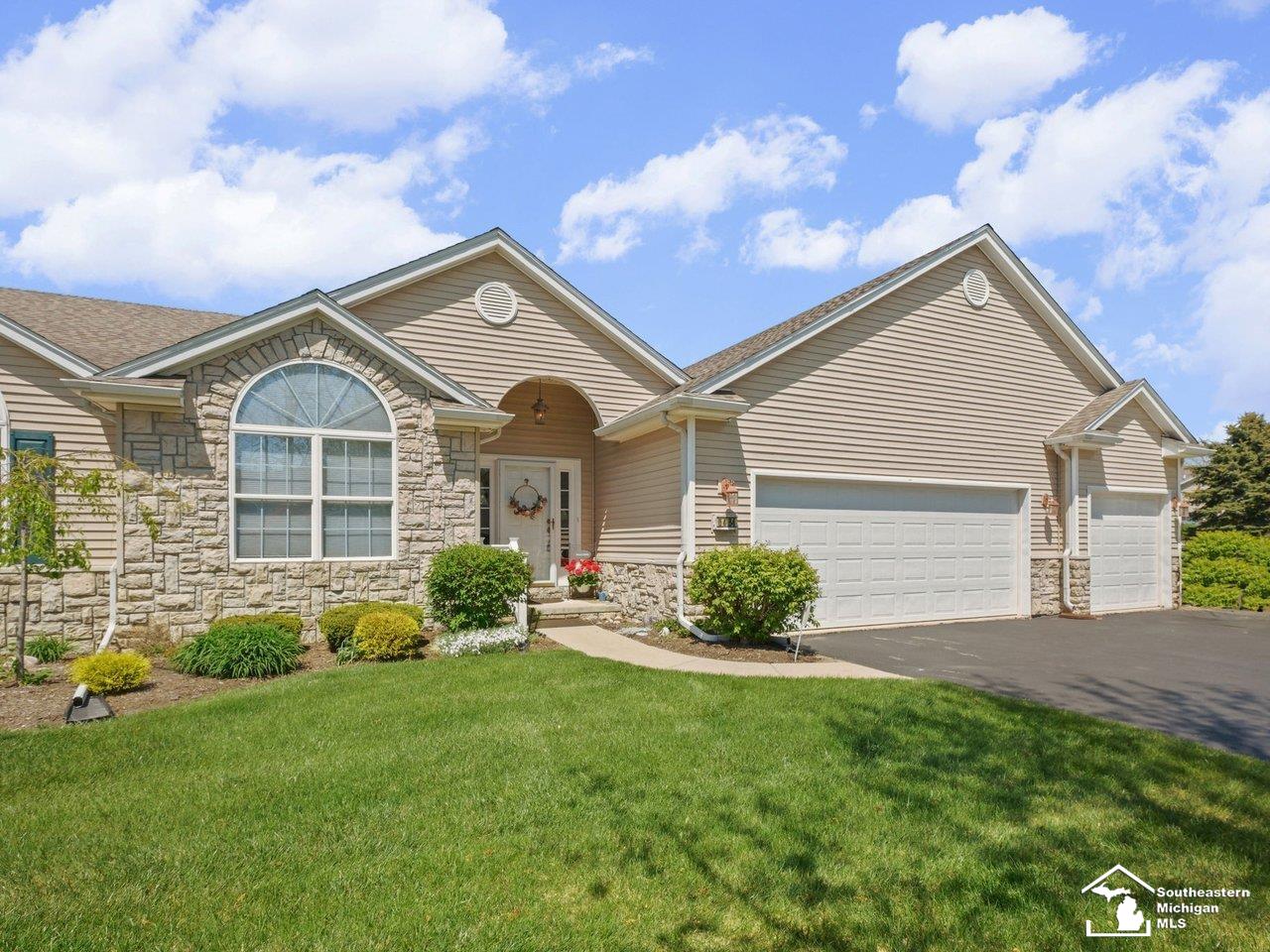 6484 Black Diamond Lane UNIT&nbsp;40, Lambertville, MI, 48144