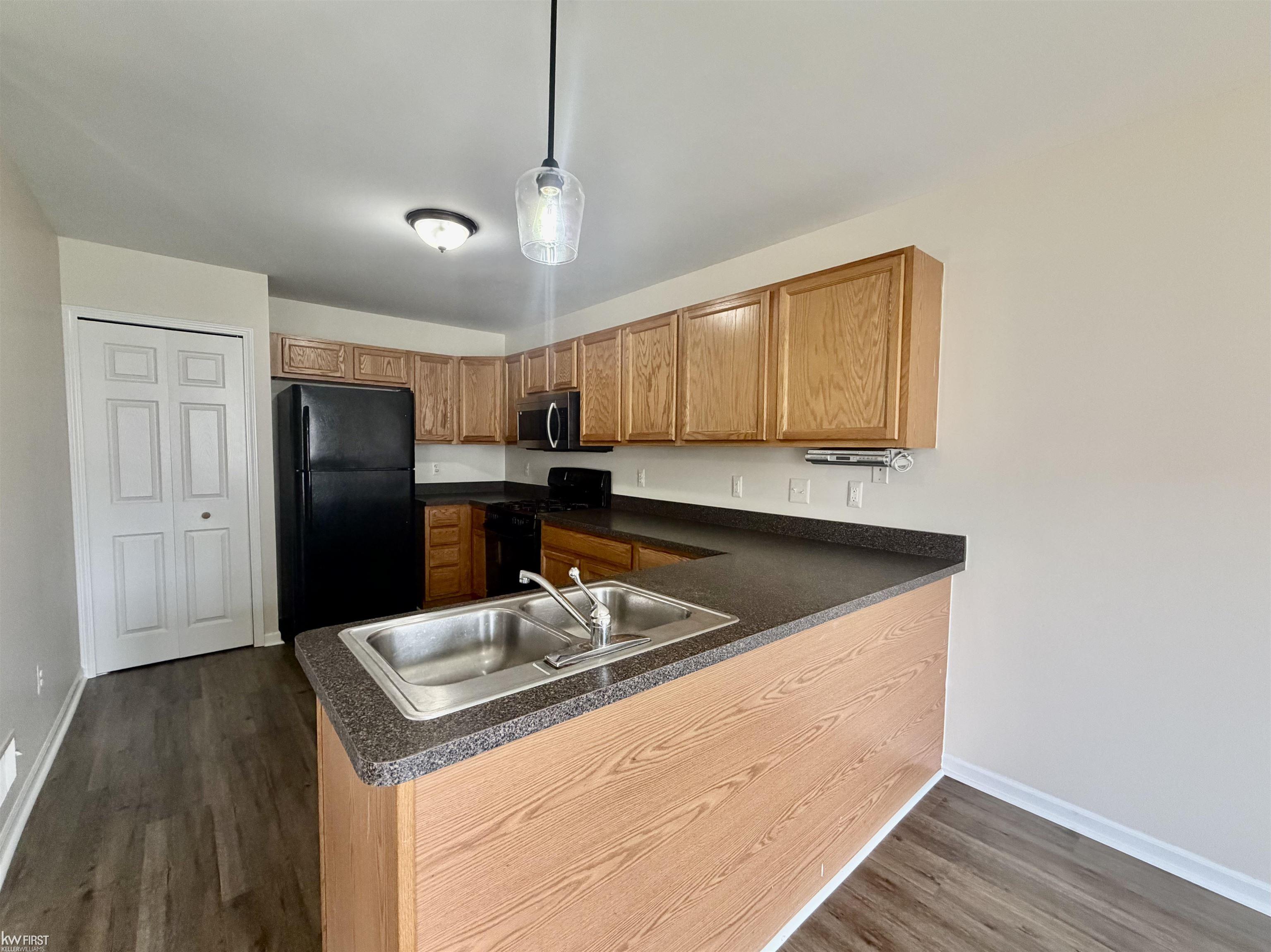 38006 Mitchell Street, Grand Blanc, MI, 48439