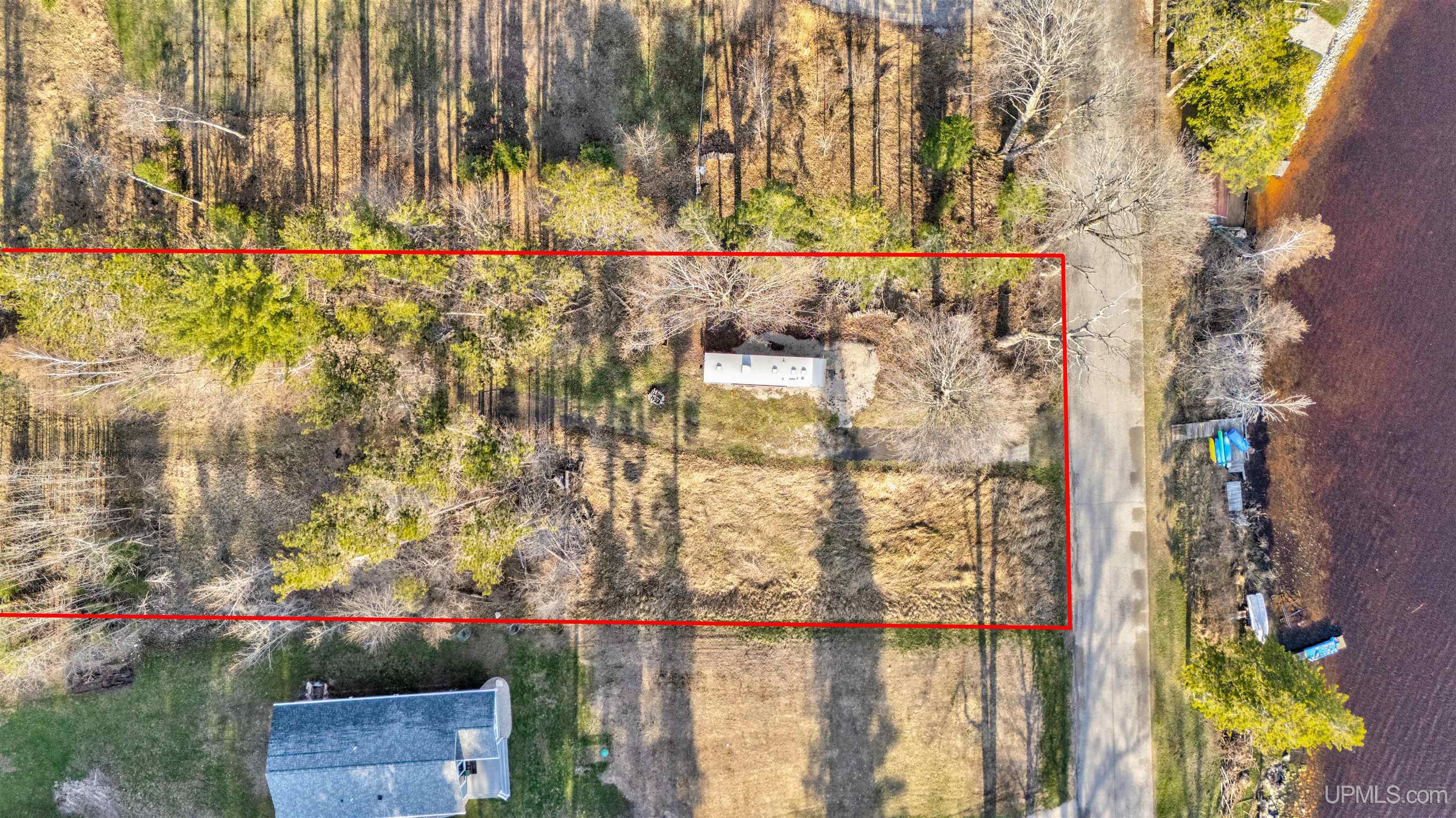 8136 W Arrowhead Road, Manistique, MI, 49854