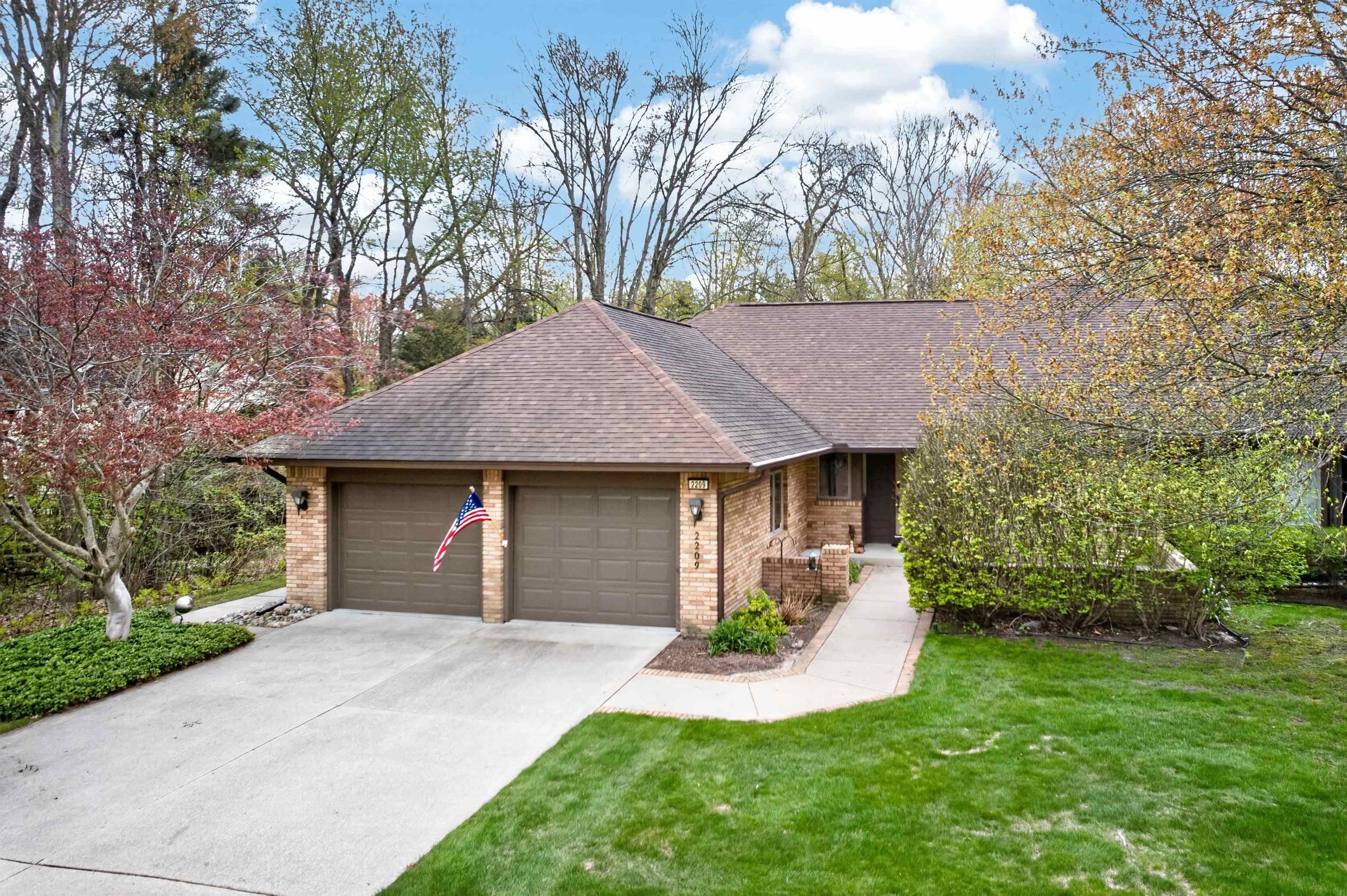 2209 Mapleleaf Drive, Midland, IN, 46640