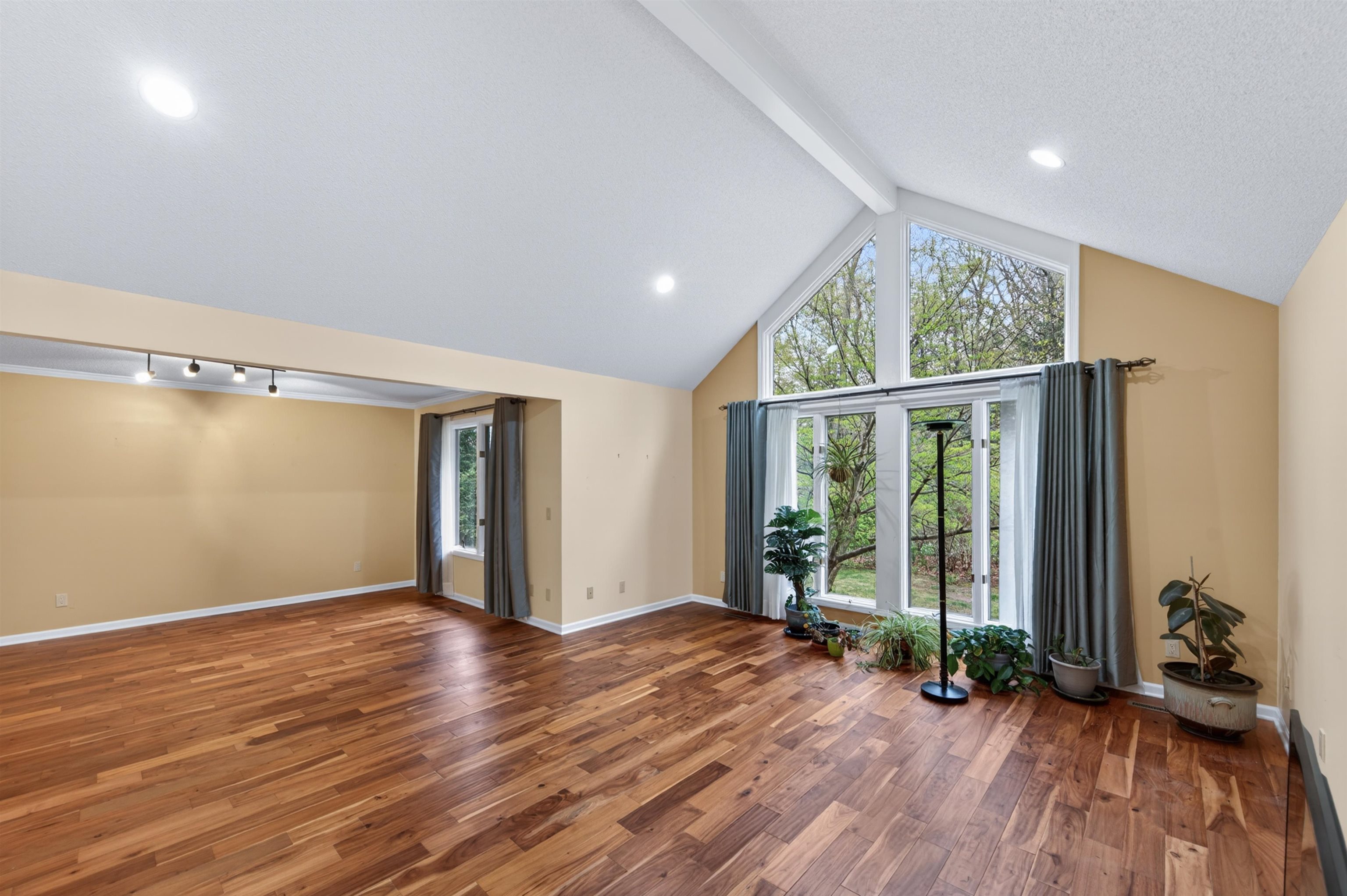 2209 Mapleleaf Drive, Midland, IN, 46640