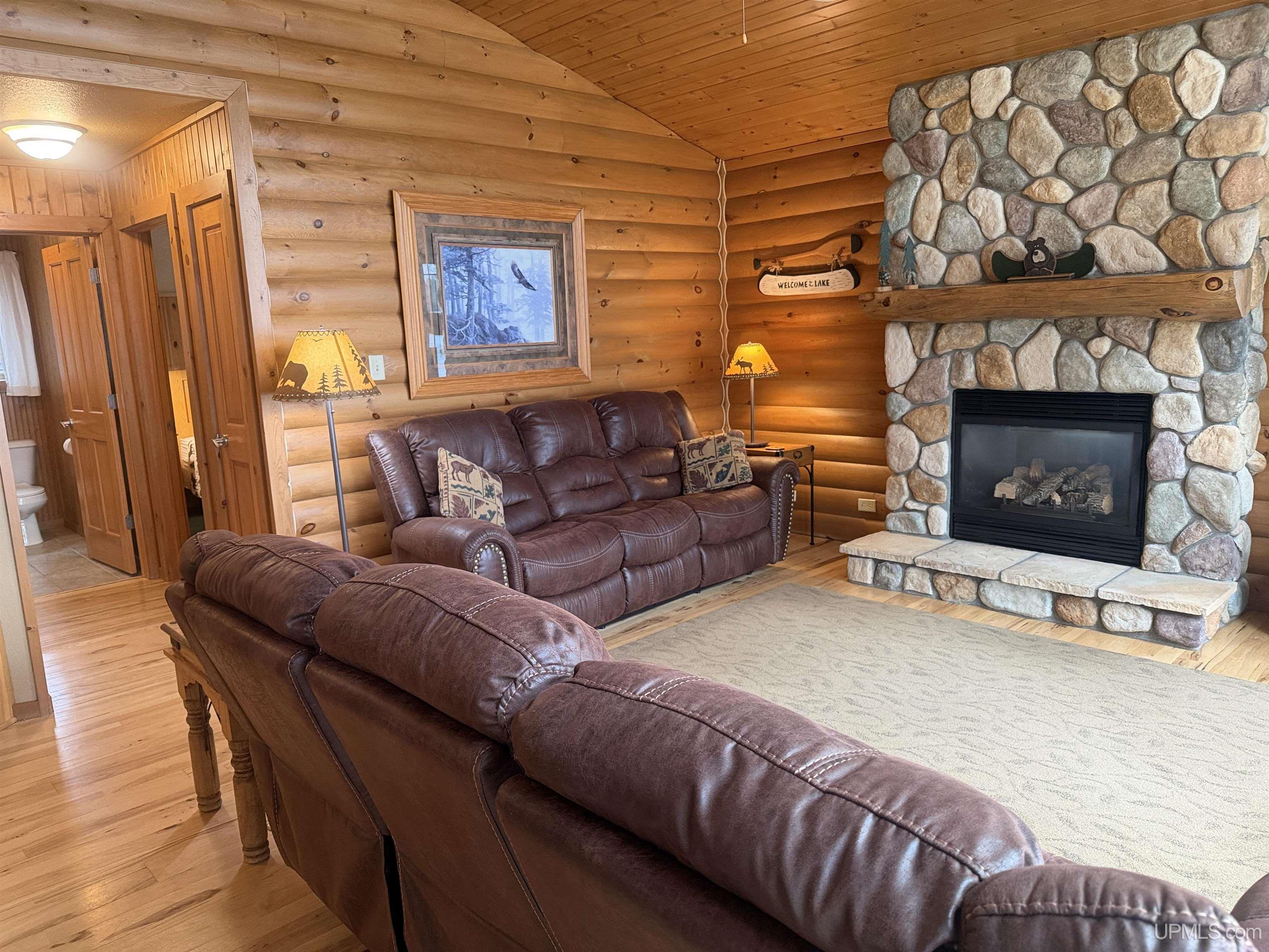 1066 Cedaroma Drive, Abor Vitae T-wi, WI, 54558-1111