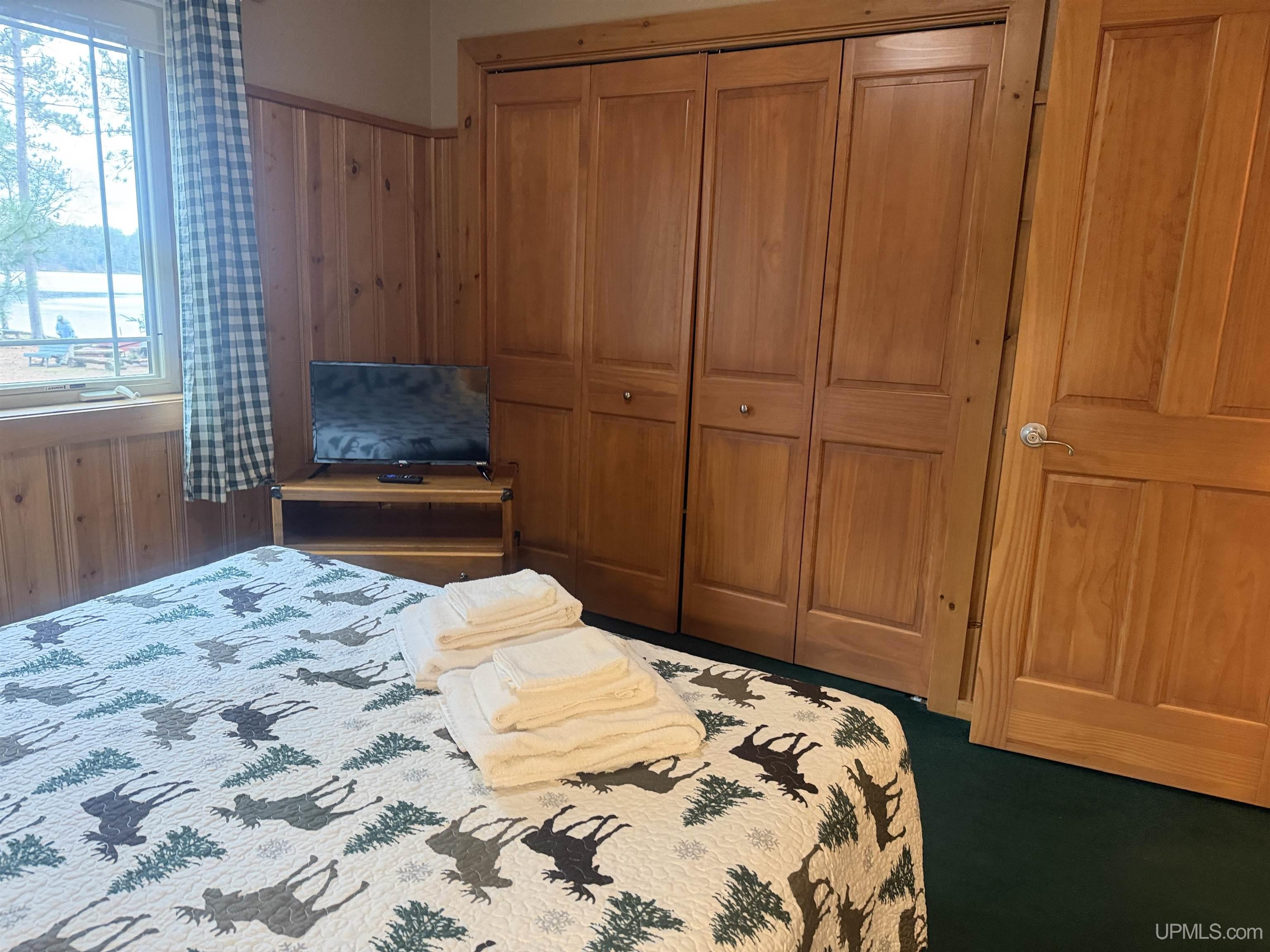 1066 Cedaroma Drive, Abor Vitae T-wi, WI, 54558-1111