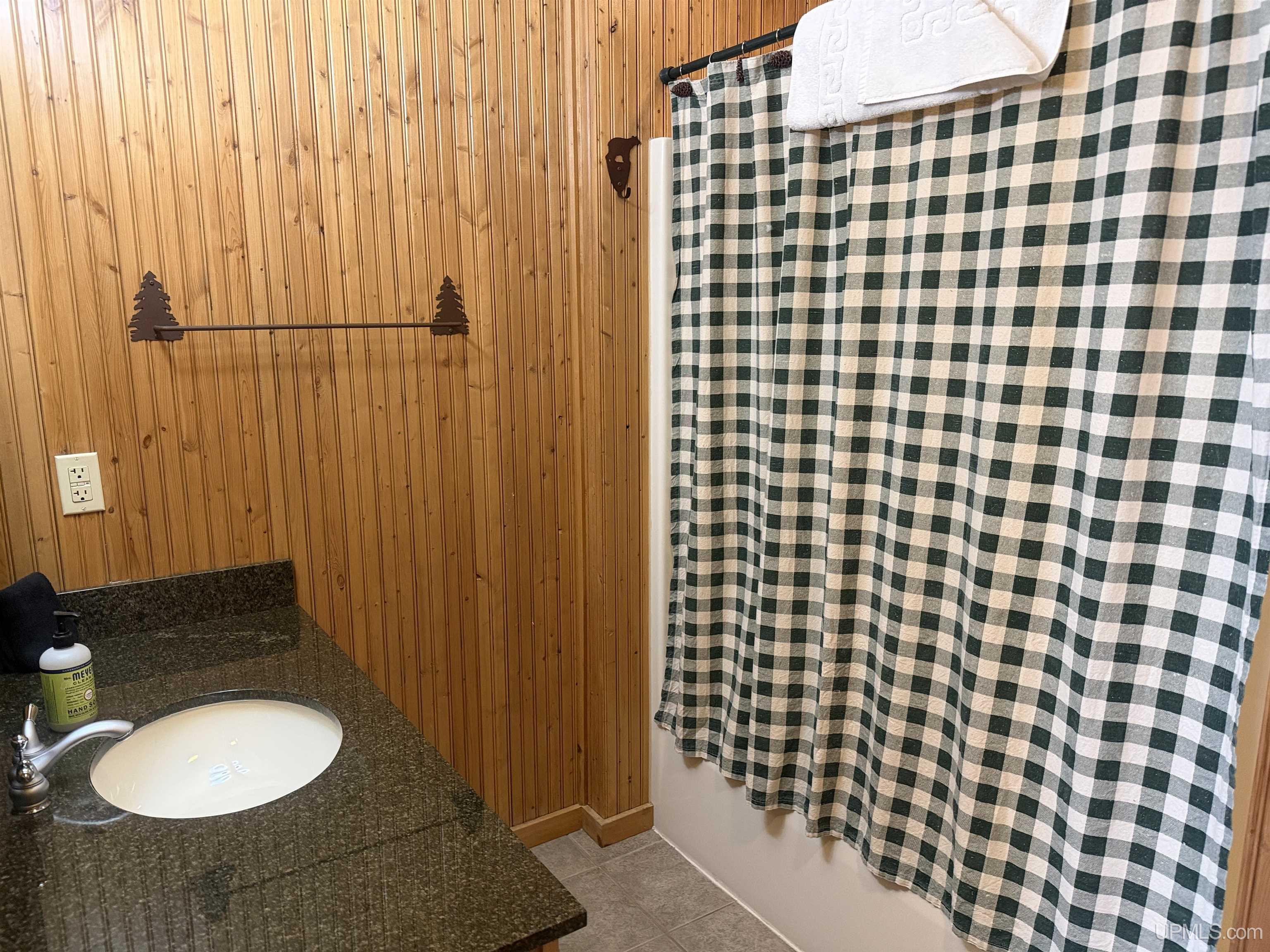 1066 Cedaroma Drive, Abor Vitae T-wi, WI, 54558-1111