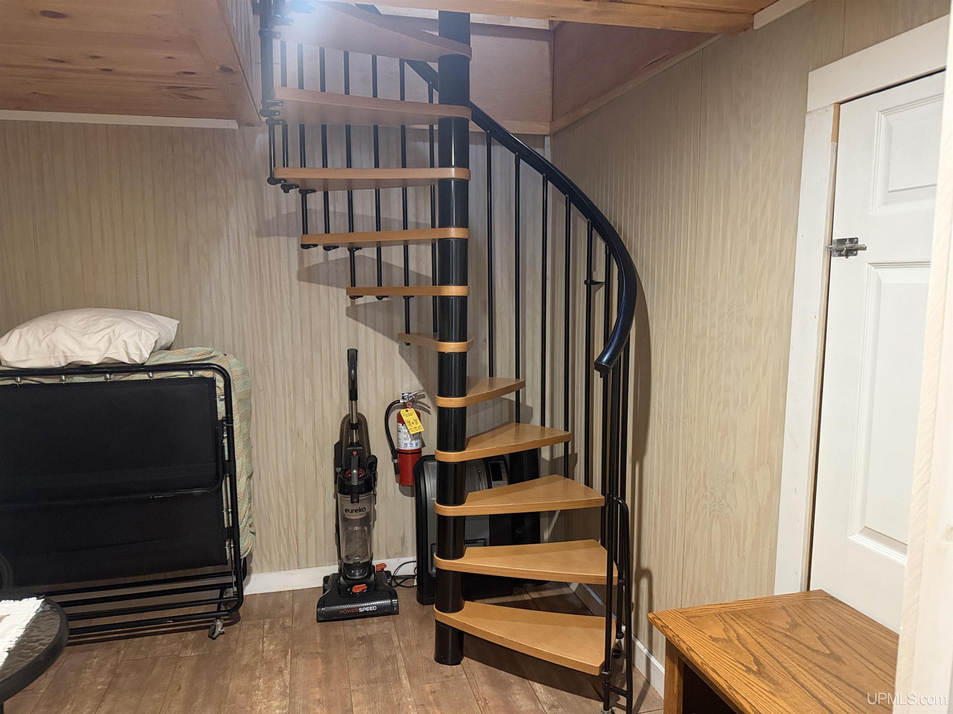 1066 Cedaroma Drive, Abor Vitae T-wi, WI, 54558-1111