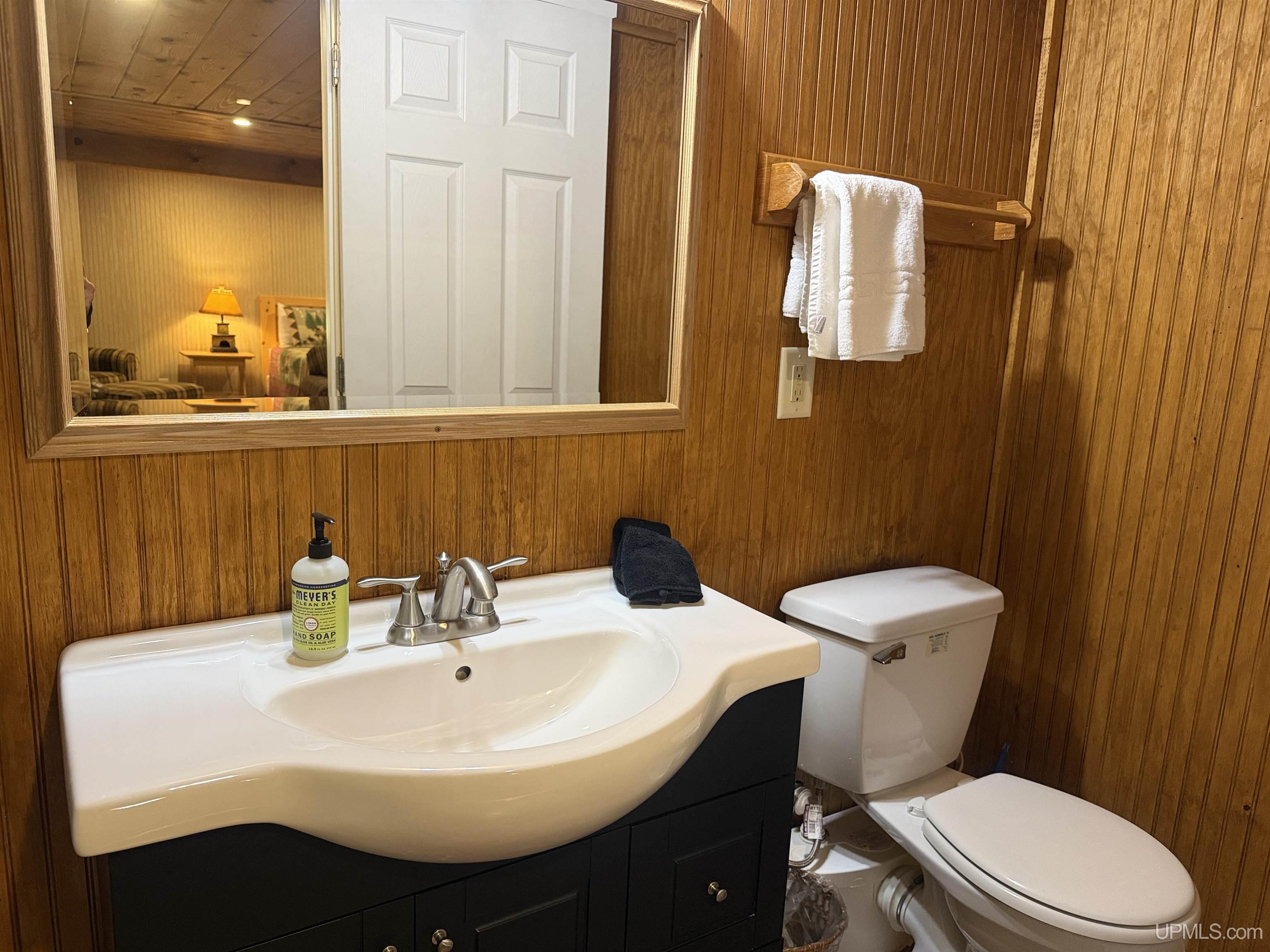 1066 Cedaroma Drive, Abor Vitae T-wi, WI, 54558-1111
