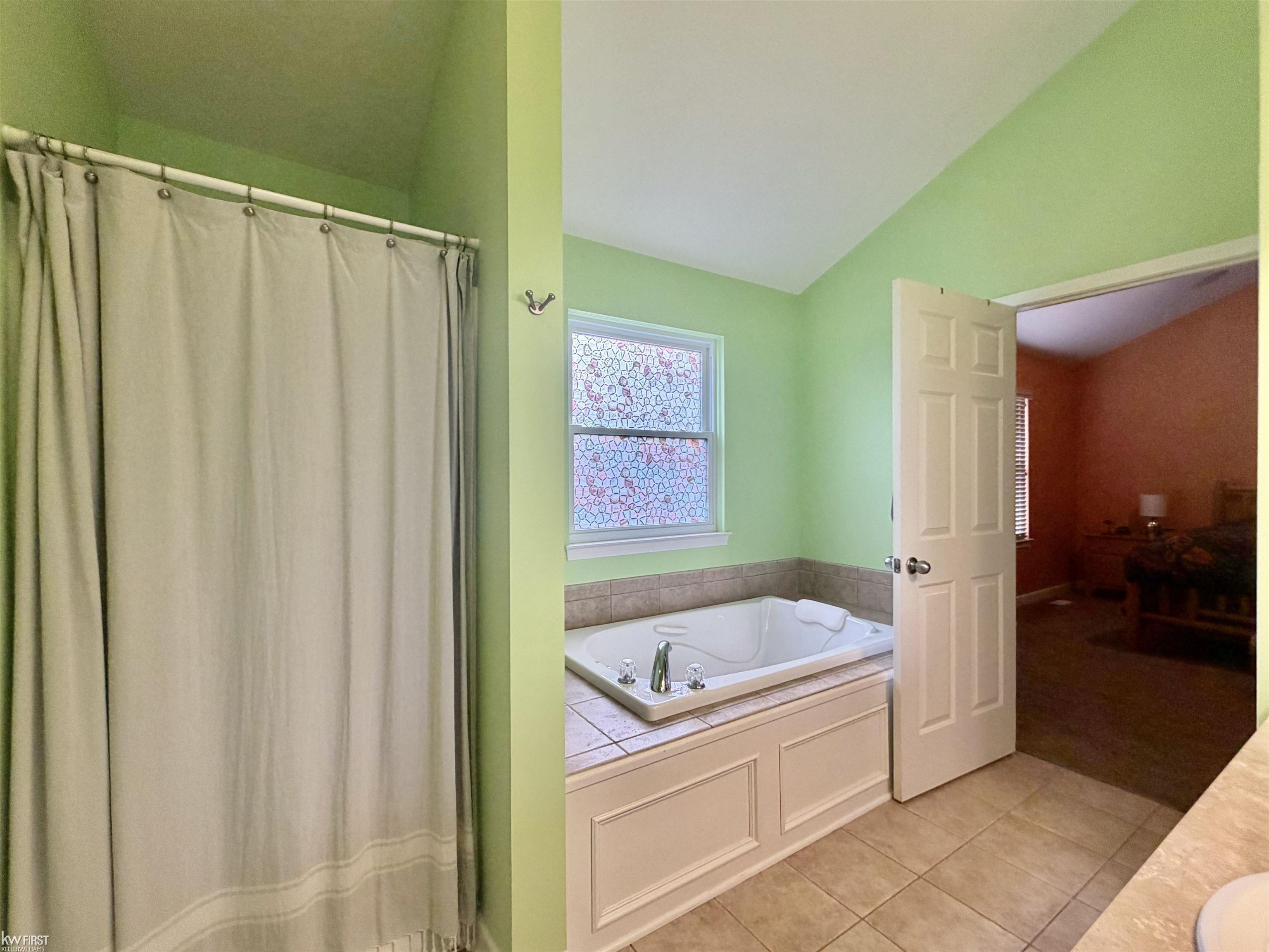 2206 Kildare Drive, Davison, MI, 48423