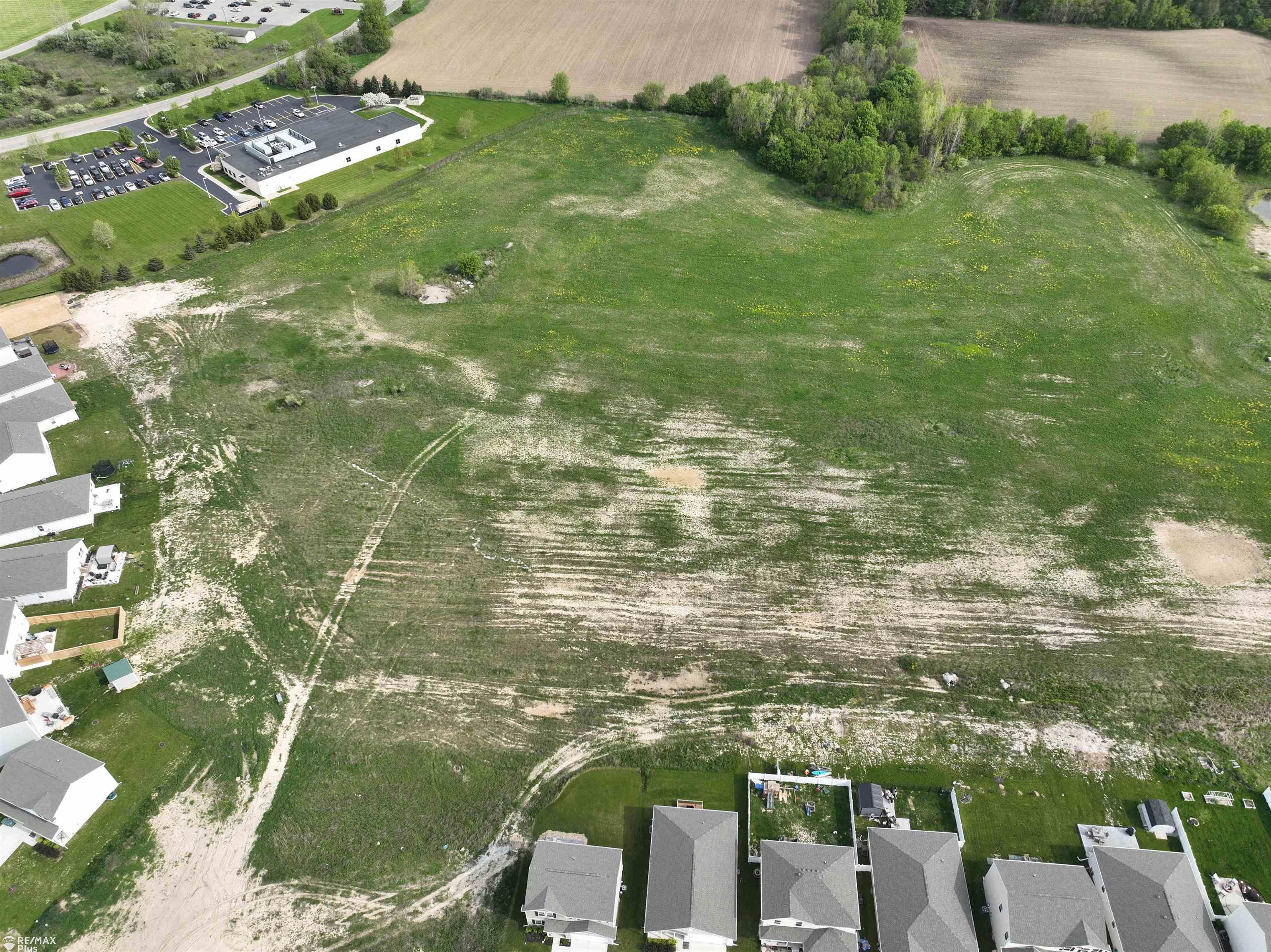 Woodbridge Park Avenue photo 2