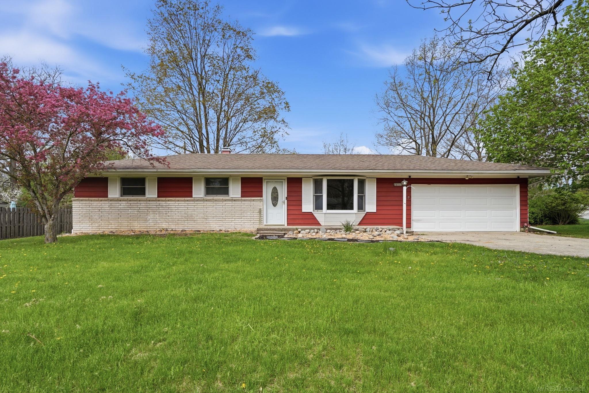 6376 Samson Drive, Grand Blanc, MI, 48439