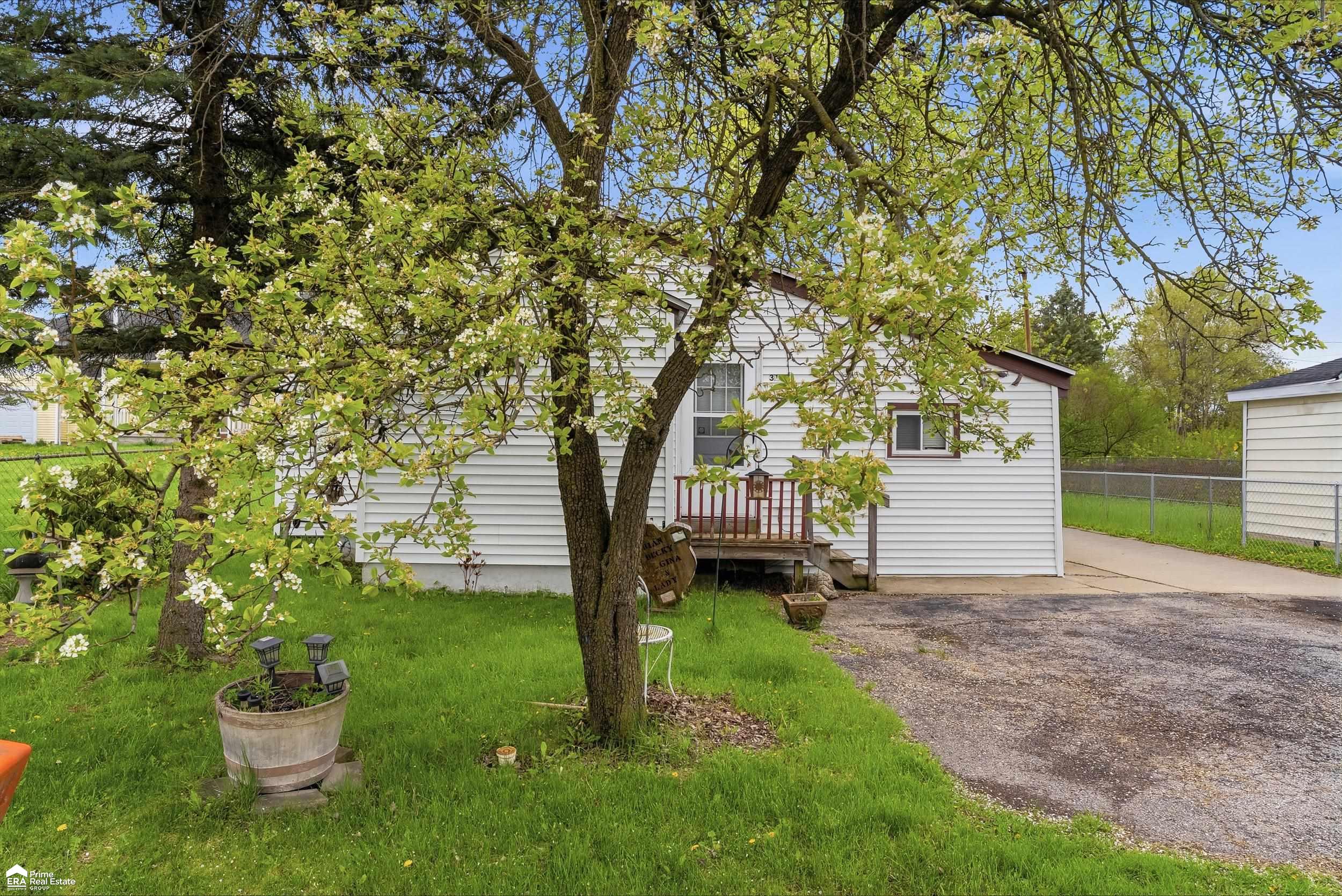 3167 W Dartmouth Street, Flint, MI, 48504