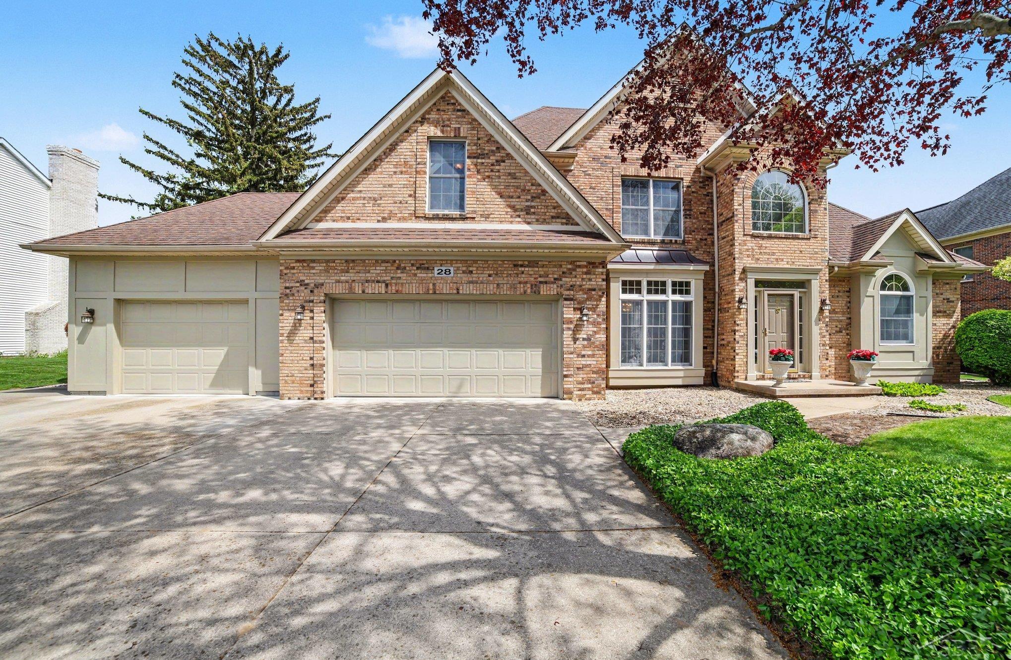 28 Slatestone Drive, Saginaw, MI, 48603