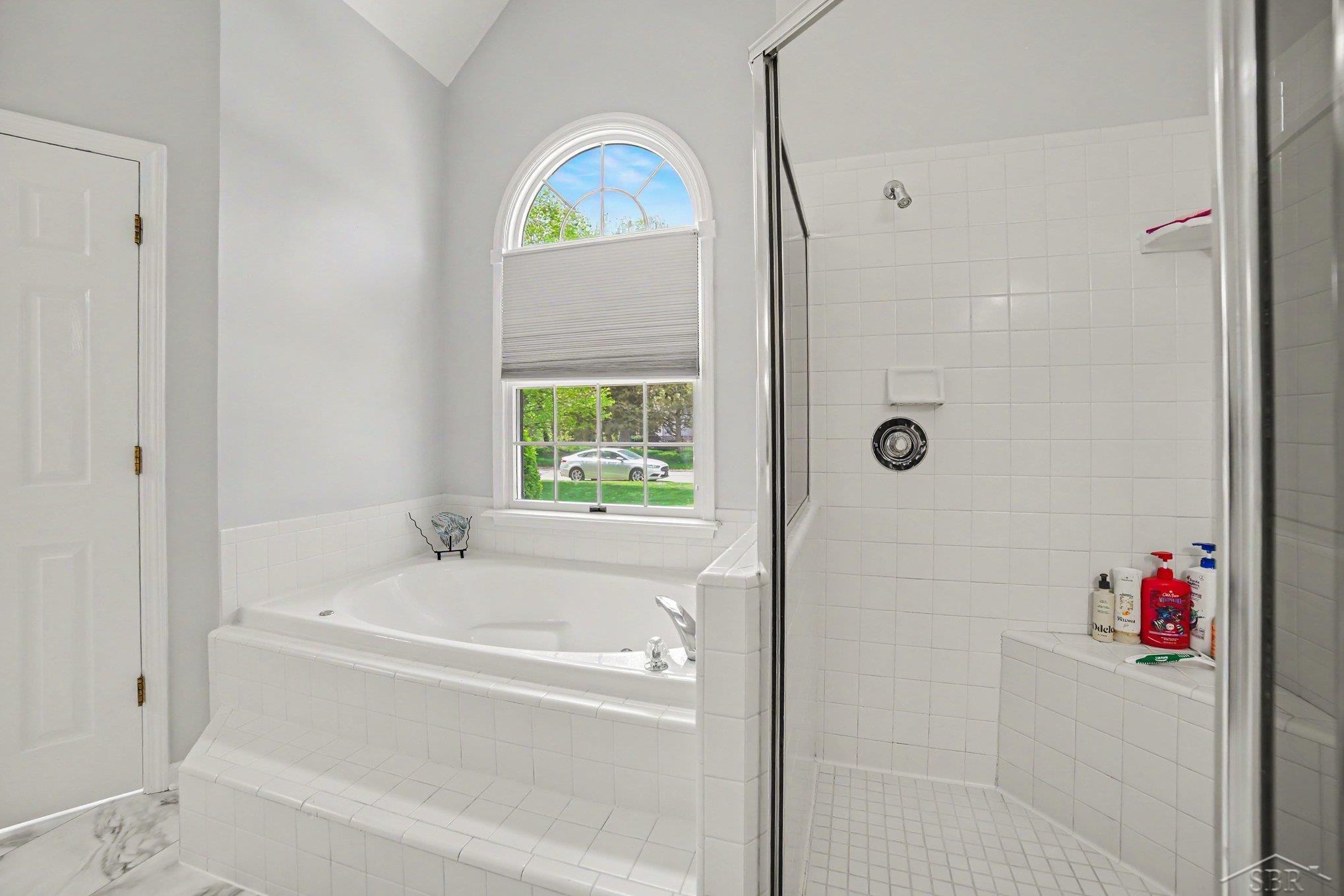 28 Slatestone Drive, Saginaw, MI, 48603