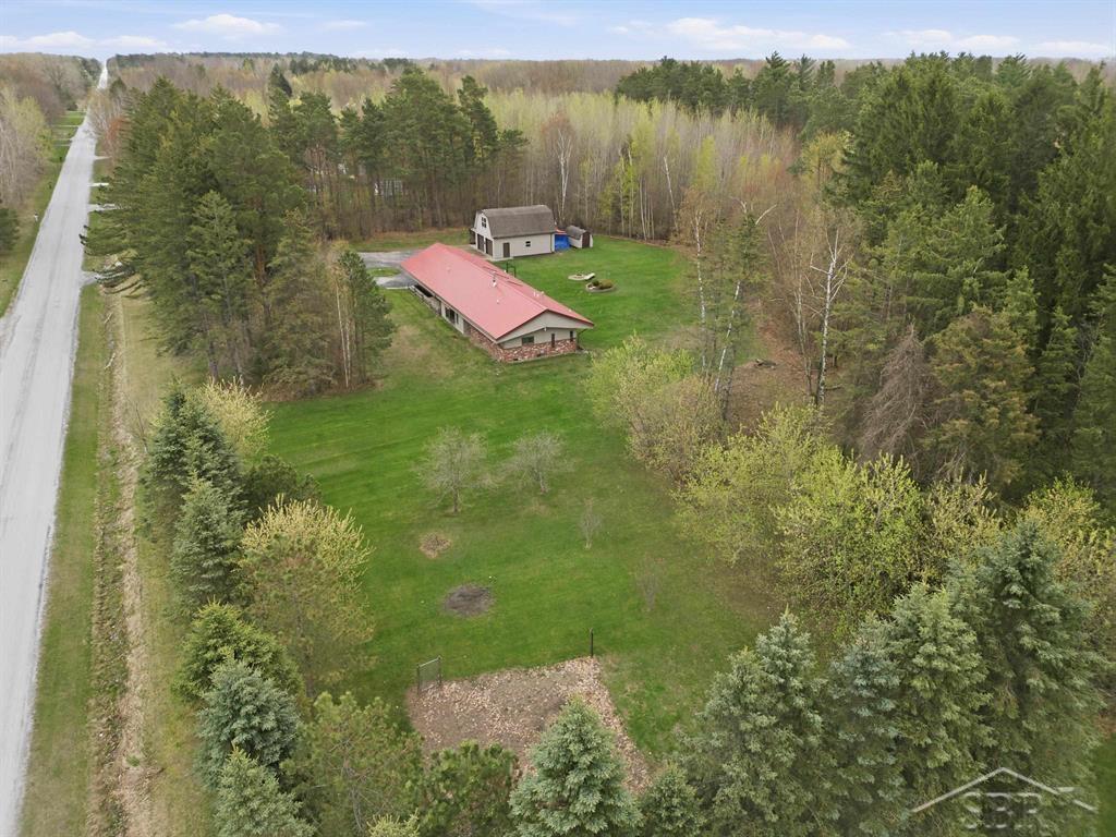 1280 E Kitchen Road, Pinconning, MI, 48650