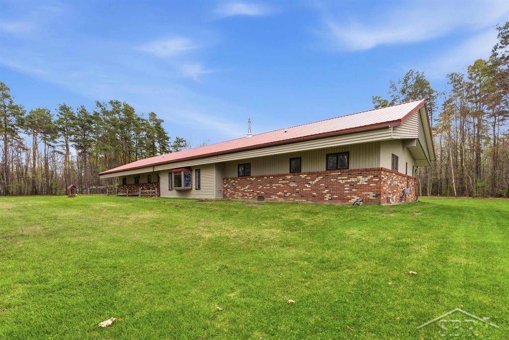 1280 E Kitchen Road, Pinconning, MI, 48650