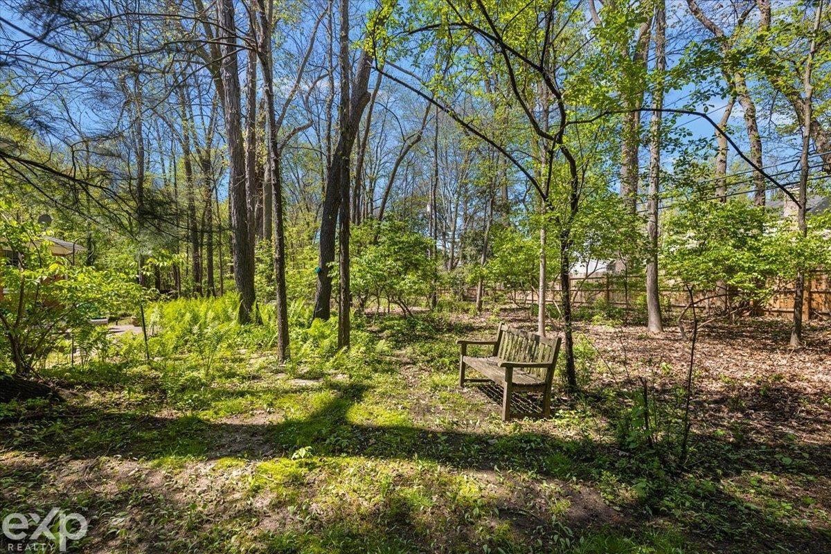 28040 Forestbrook Drive, Farmington Hills, MI, 48334