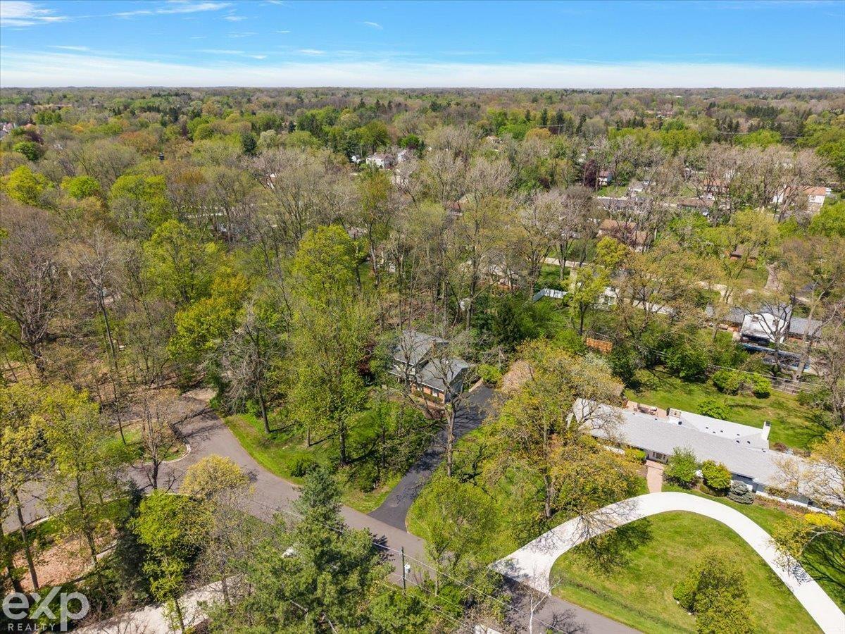 28040 Forestbrook Drive, Farmington Hills, MI, 48334
