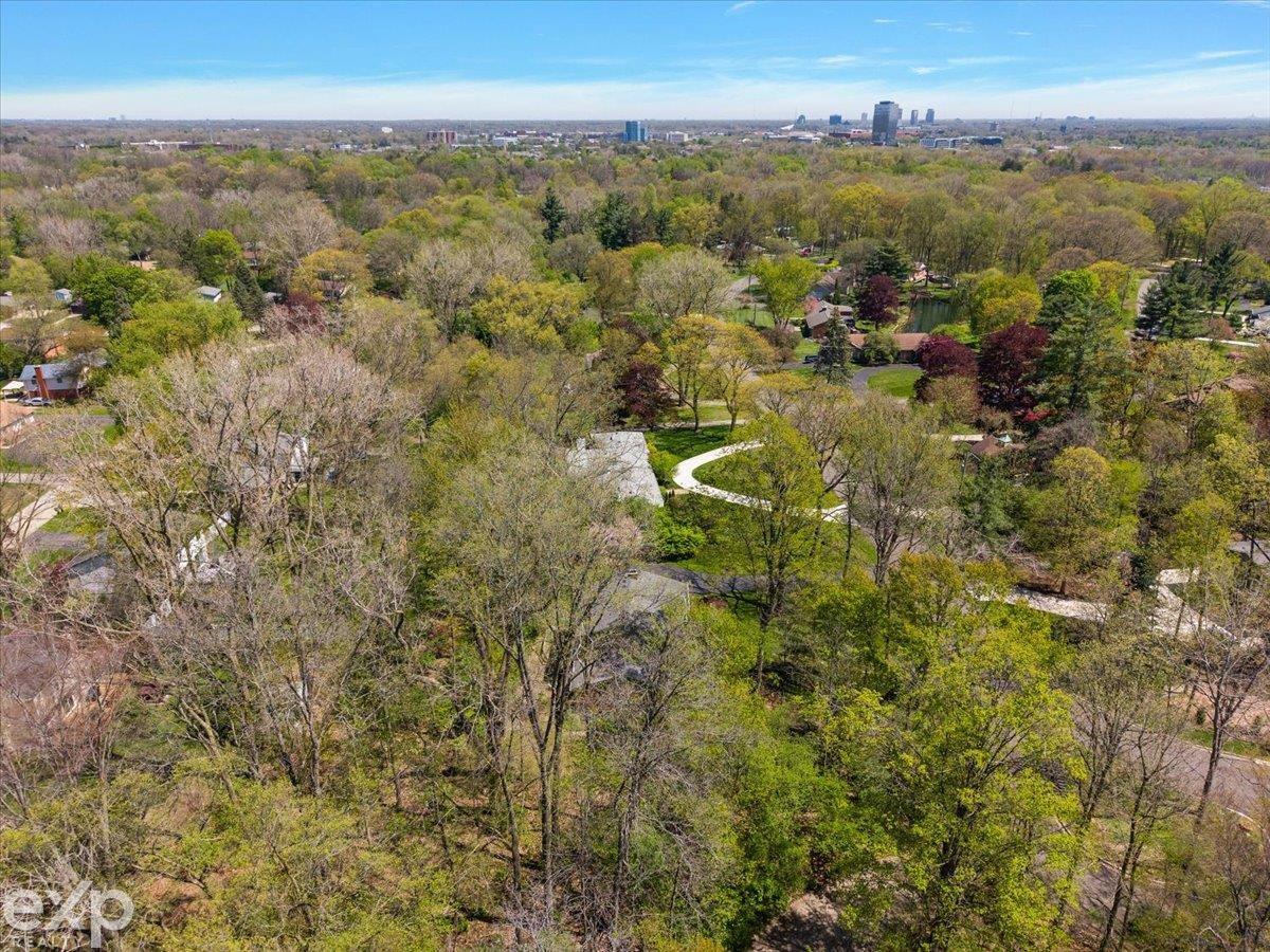 28040 Forestbrook Drive, Farmington Hills, MI, 48334