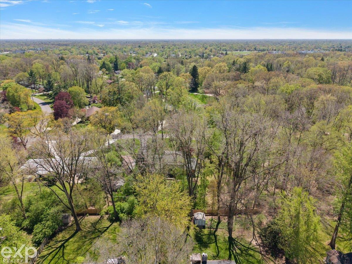 28040 Forestbrook Drive, Farmington Hills, MI, 48334