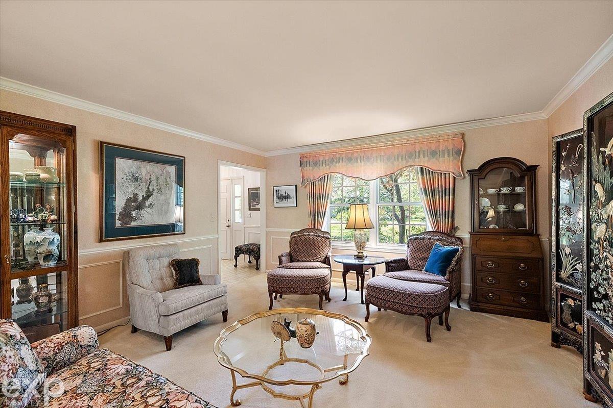 28040 Forestbrook Drive, Farmington Hills, MI, 48334