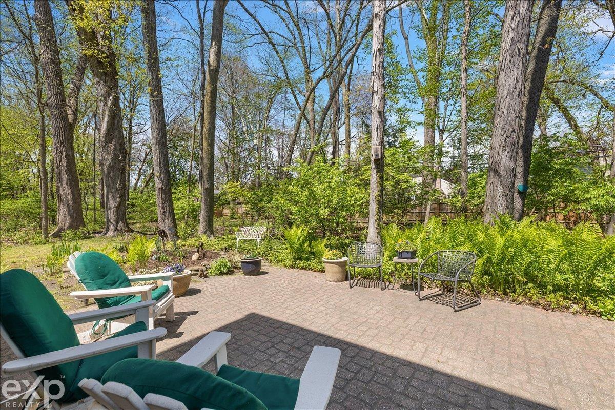 28040 Forestbrook Drive, Farmington Hills, MI, 48334