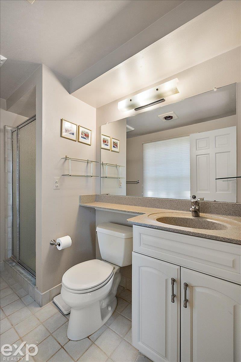 28040 Forestbrook Drive, Farmington Hills, MI, 48334