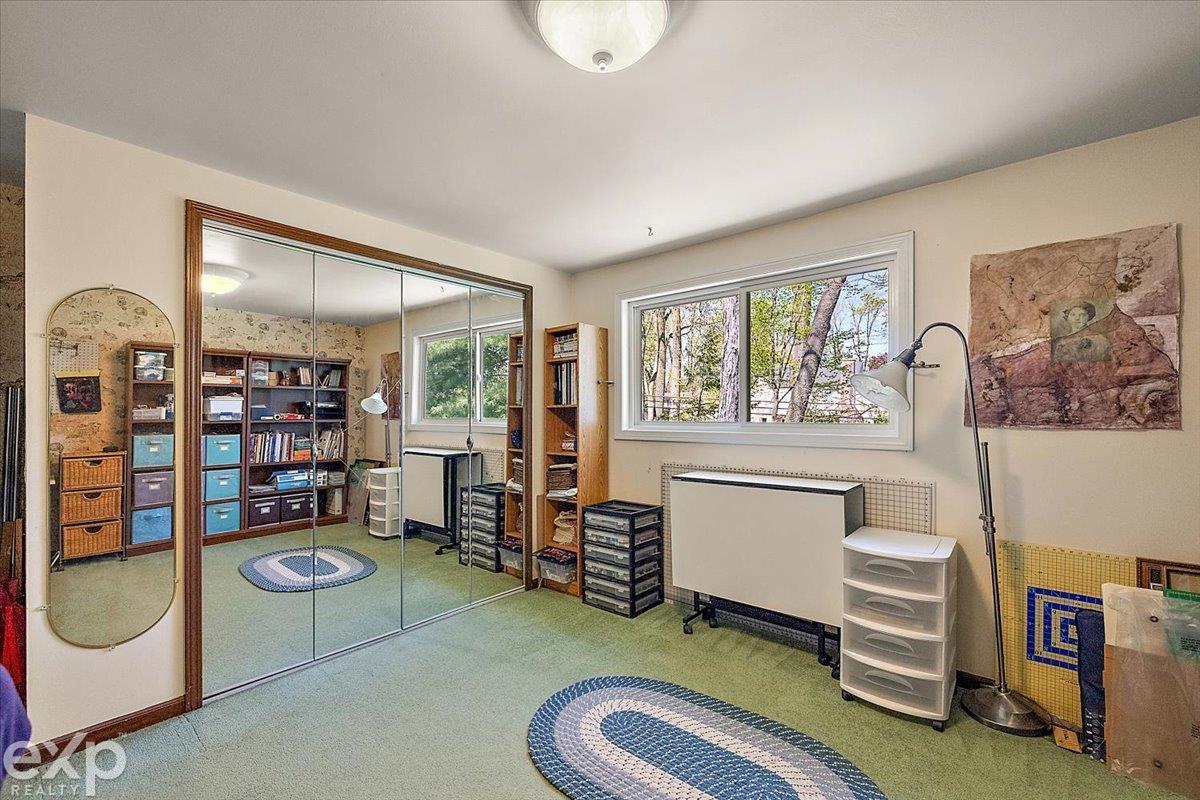 28040 Forestbrook Drive, Farmington Hills, MI, 48334