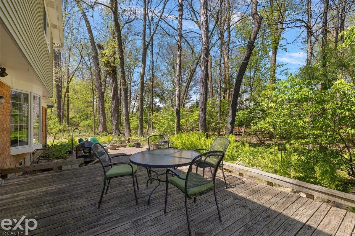 28040 Forestbrook Drive, Farmington Hills, MI, 48334