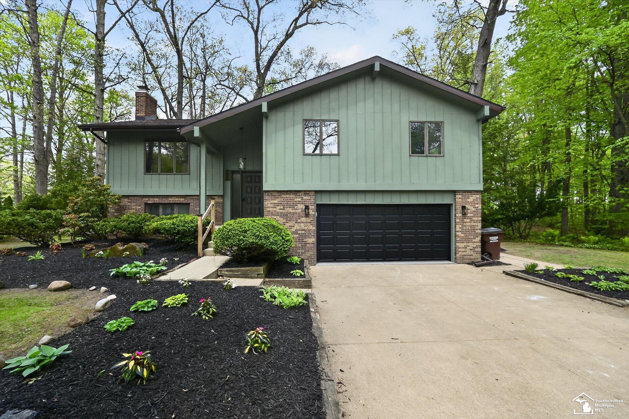 5350 List Road, Grass Lake, MI, 49240 9546