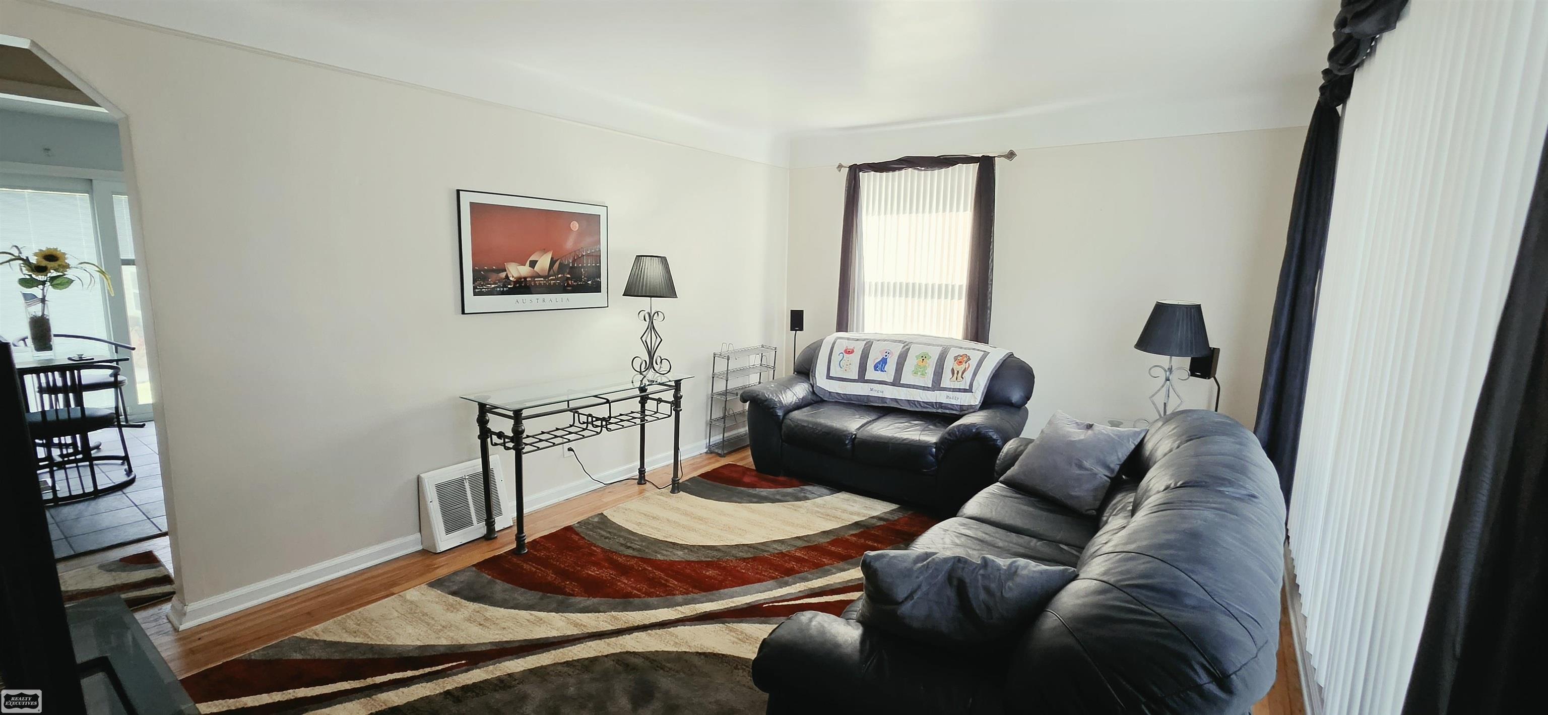 1589 Hampton Drive, Mount Clemens, MI, 48043