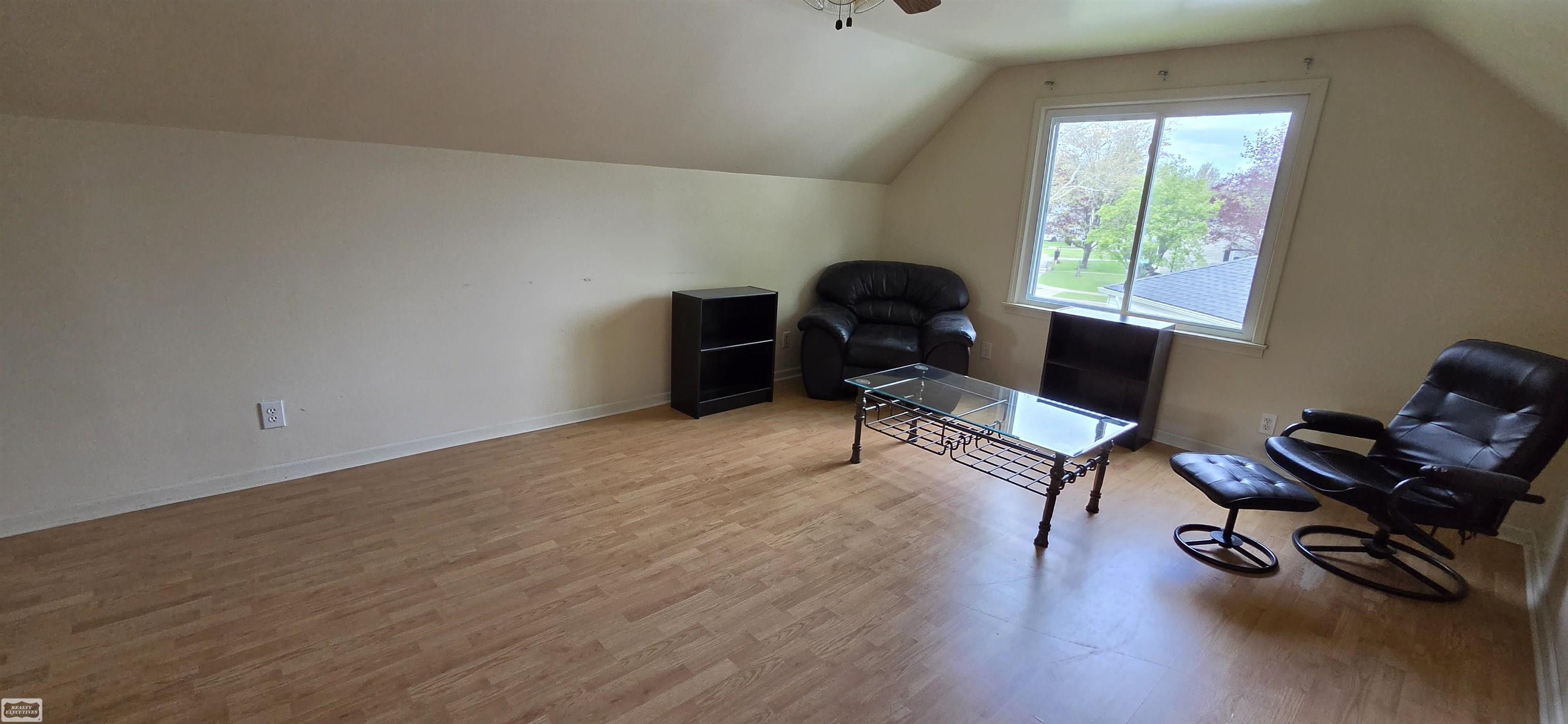 1589 Hampton Drive, Mount Clemens, MI, 48043