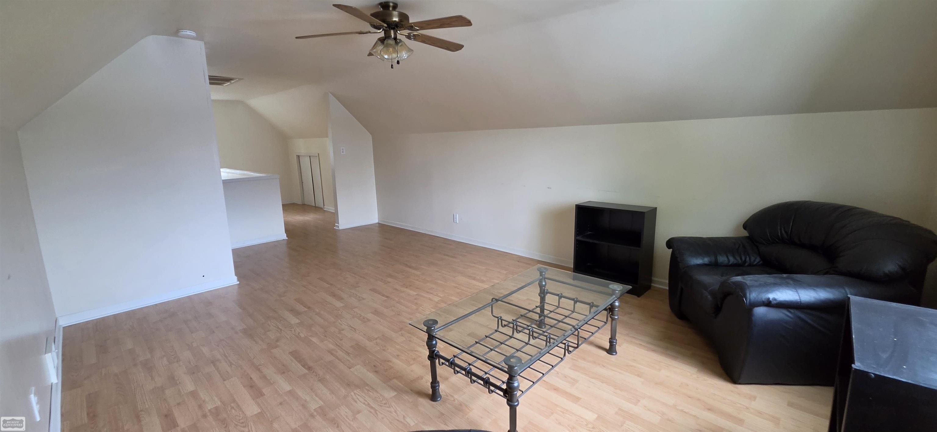 1589 Hampton Drive, Mount Clemens, MI, 48043